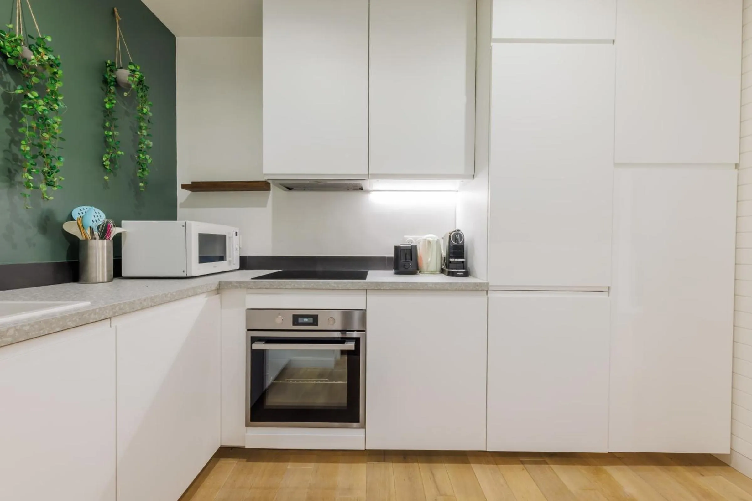 Kitchen or kitchenette in Authentic studio - 2P - Eiffel Tower