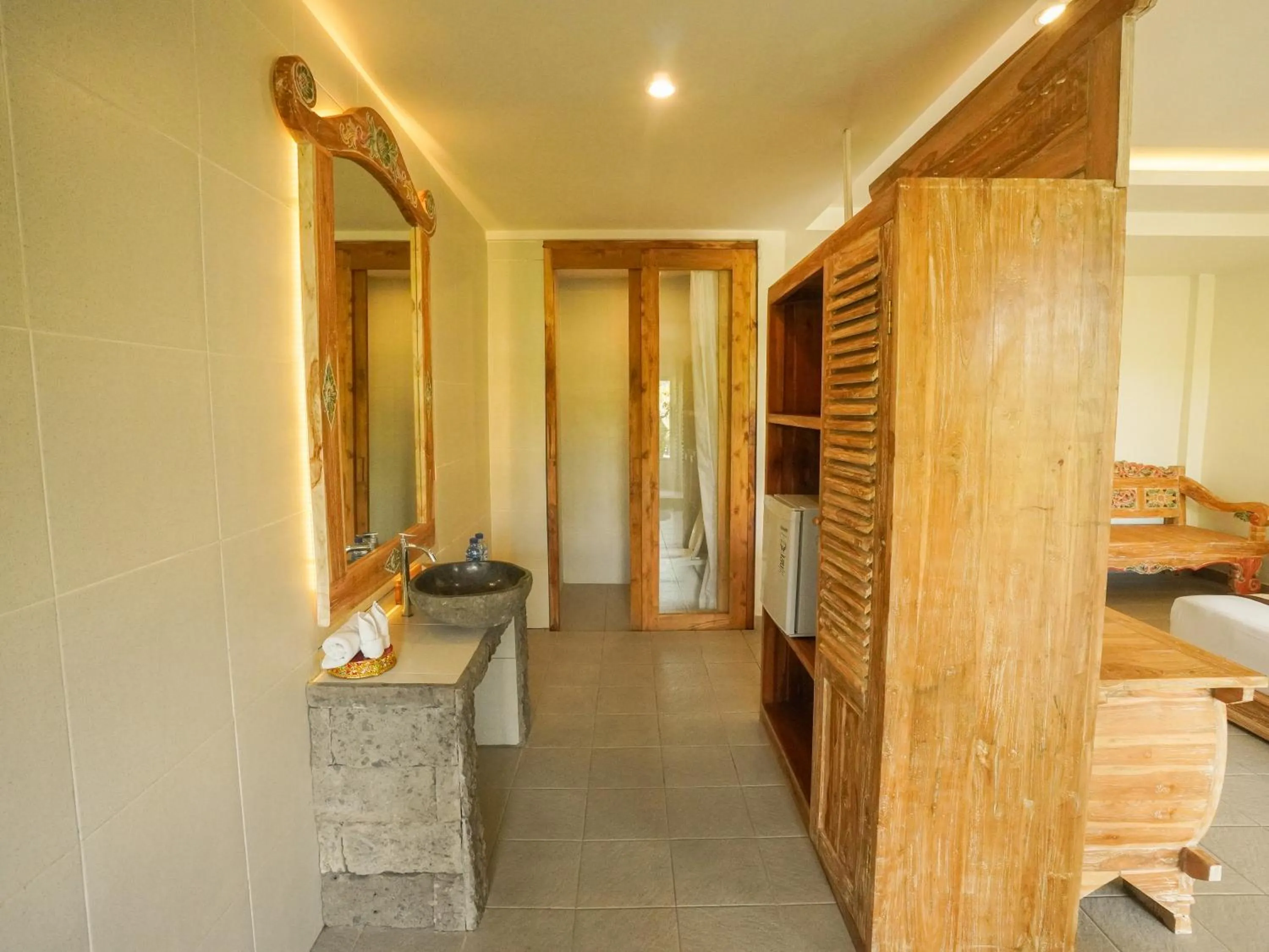 wardrobe in The Nenggala Suite