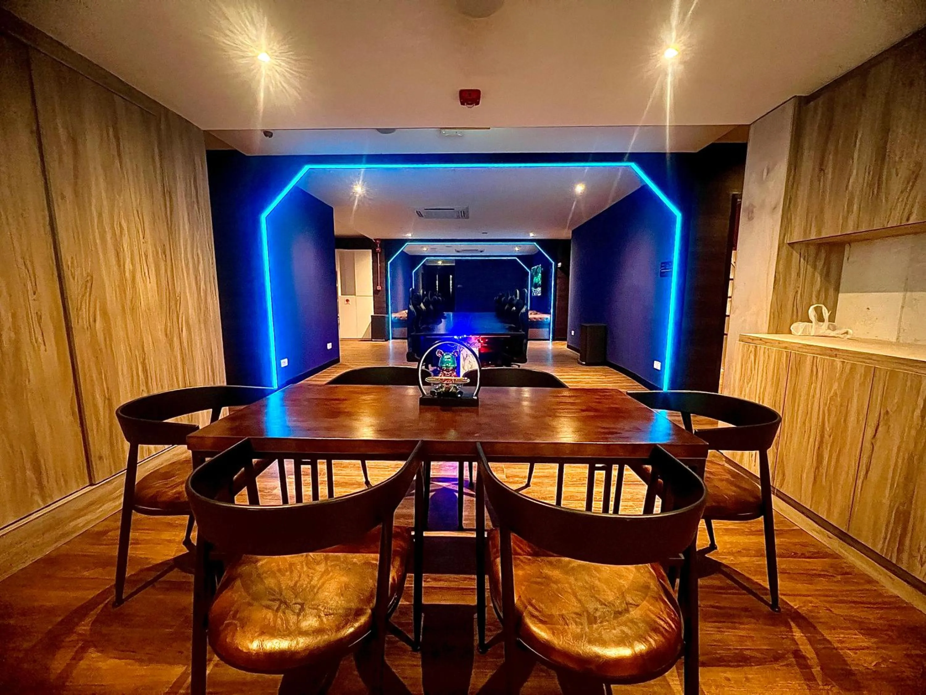 Dining area in Arena eSports @ Orchard