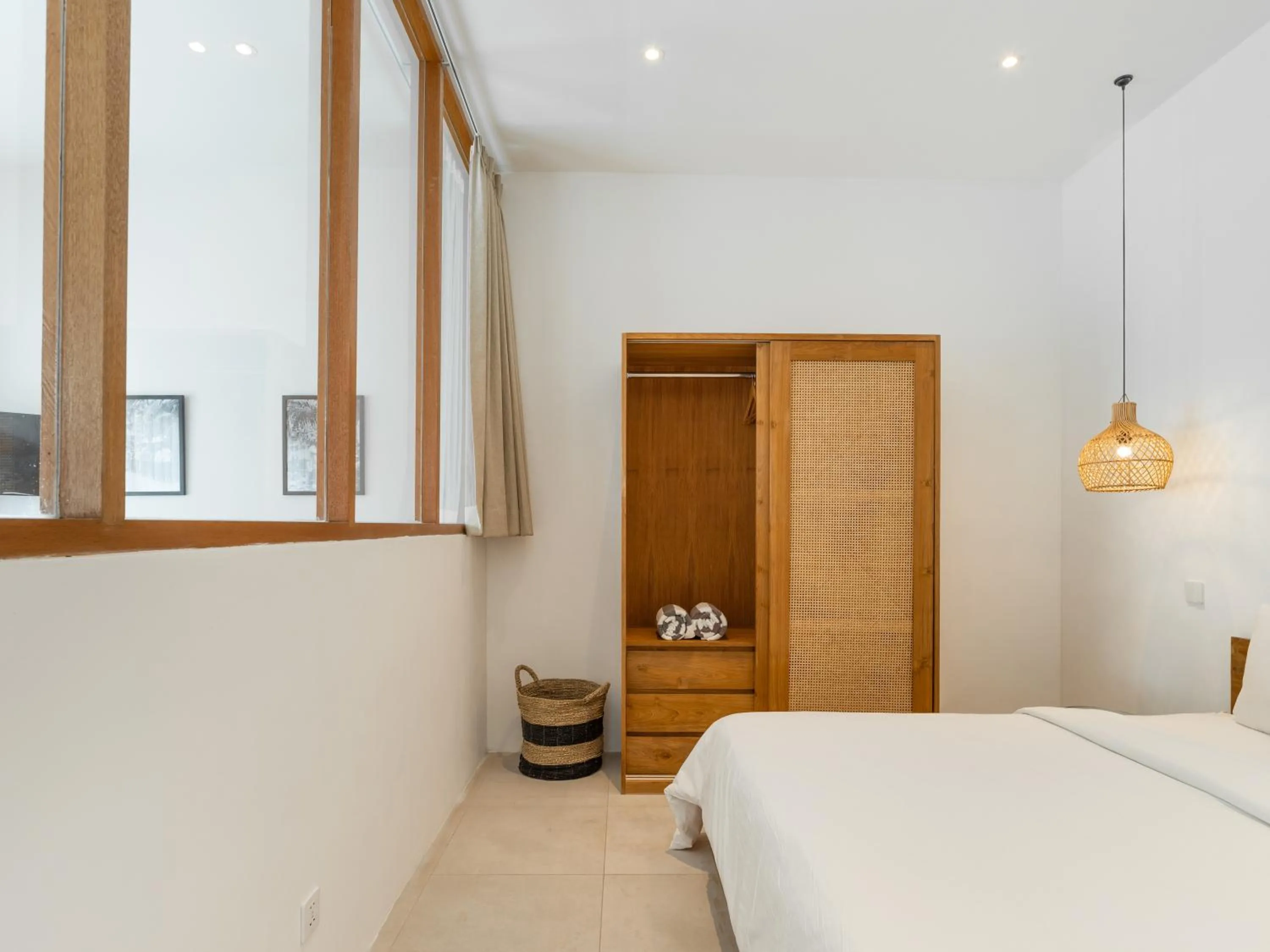 Bed in Berawa Village Suite