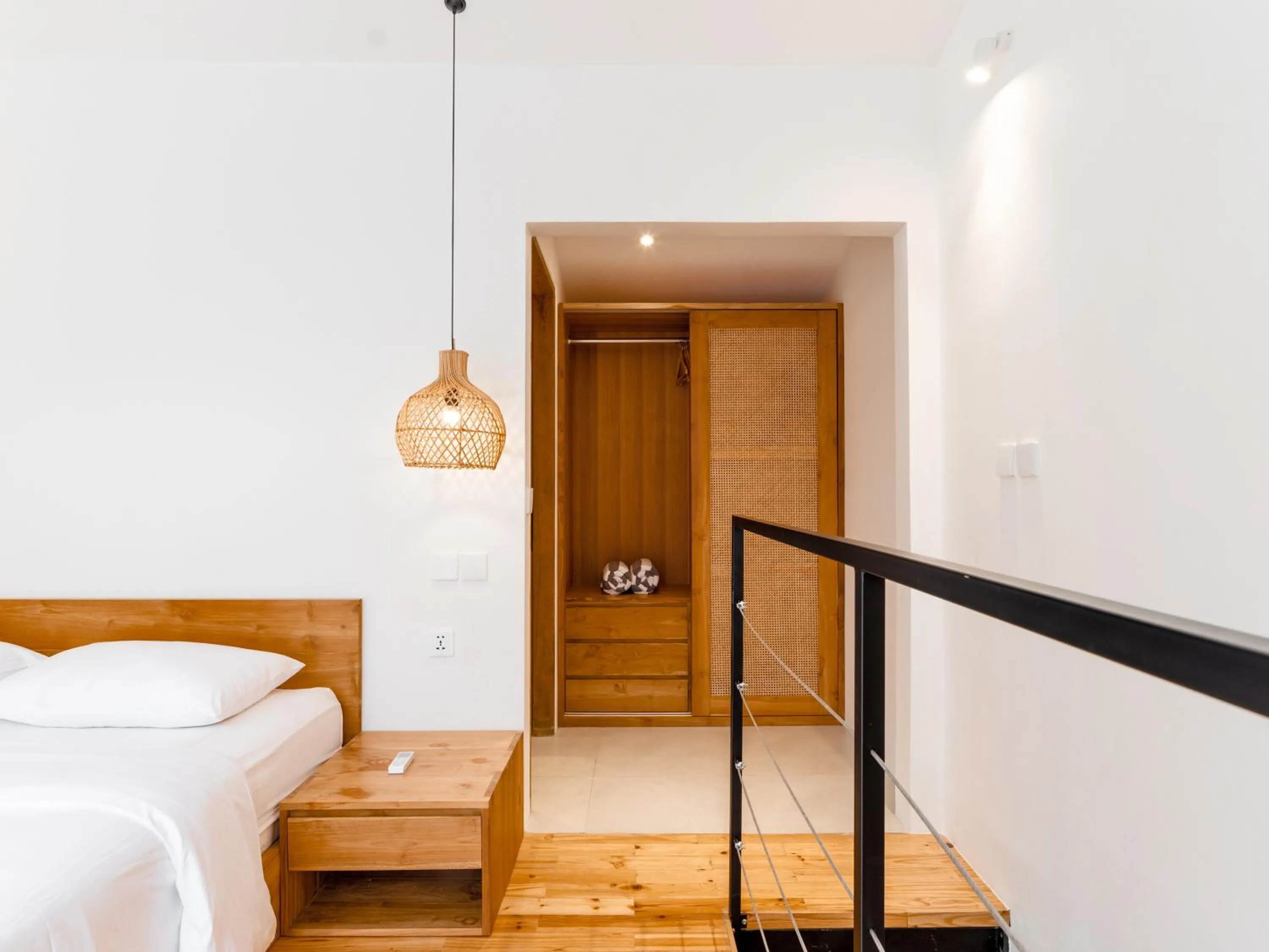 Bedroom, Bed in Berawa Village Suite