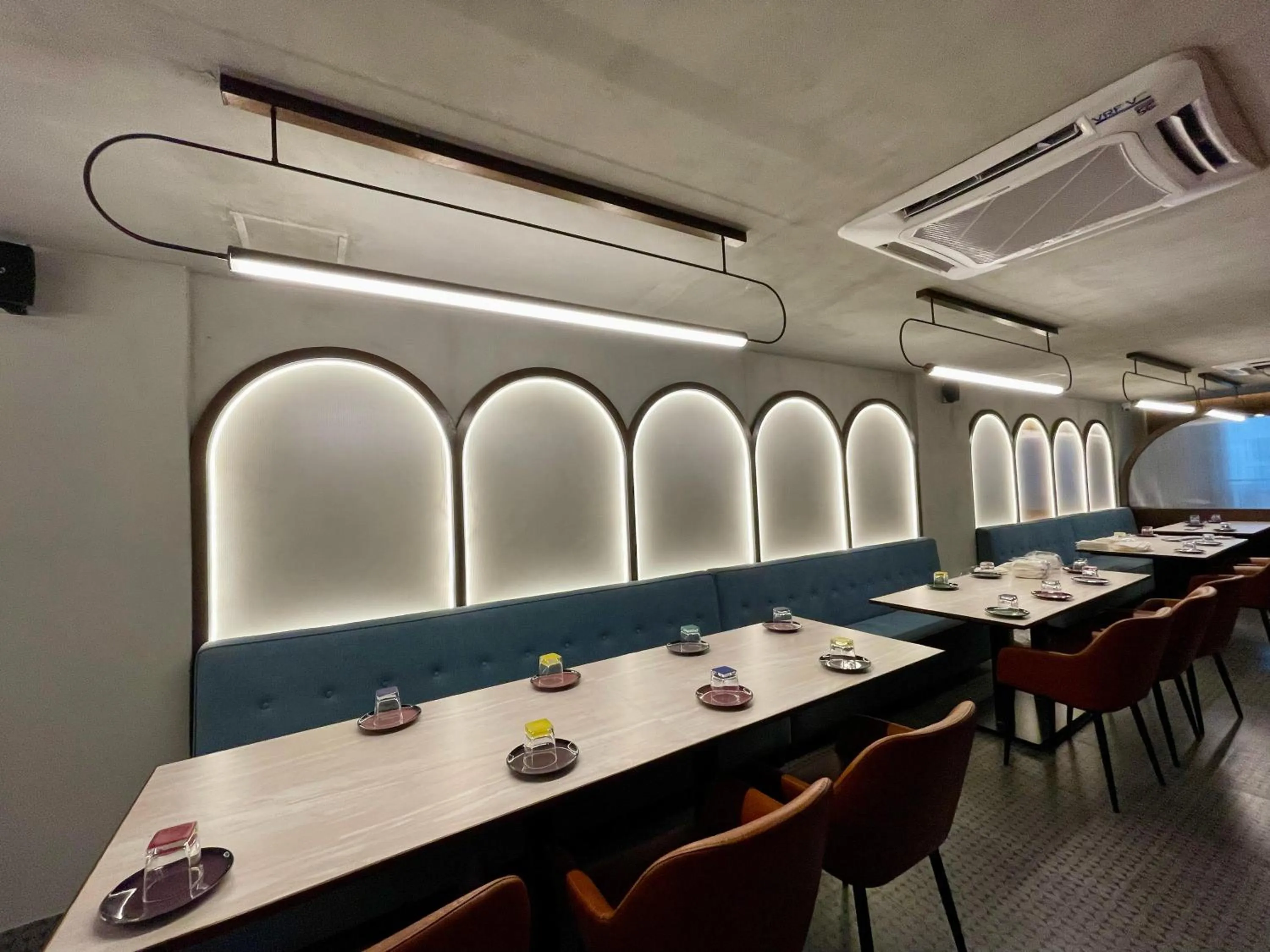 air conditioner in Hotel Le Grandeur