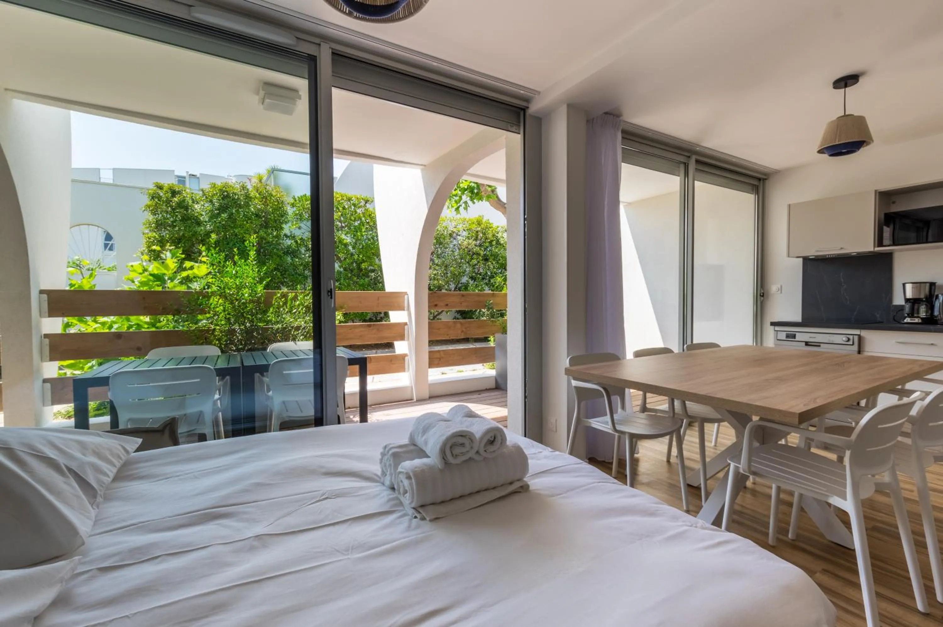 Bed in MY Hôtel Résidences - La Grande-Motte