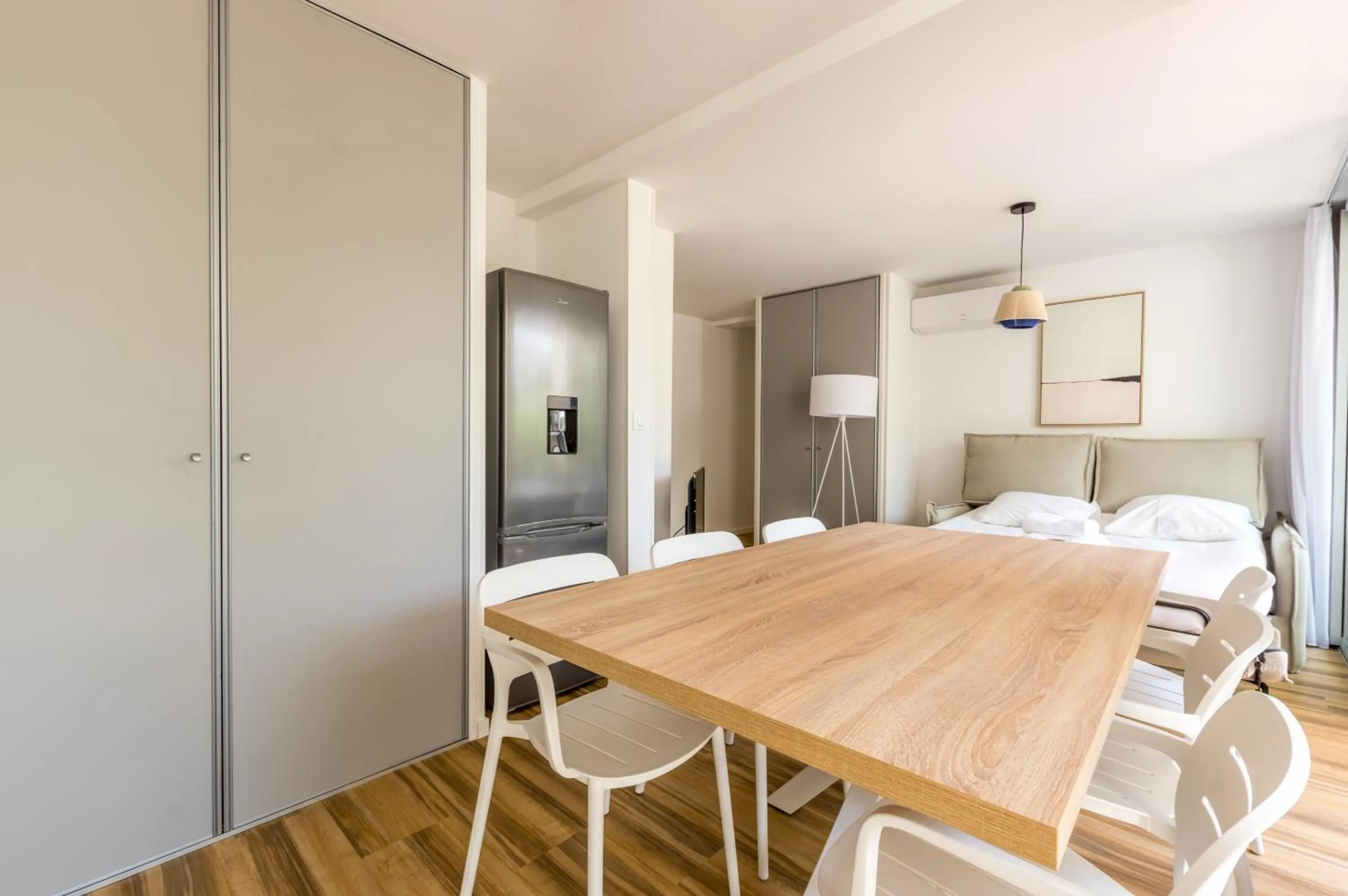 Bed in MY Hôtel Résidences - La Grande-Motte