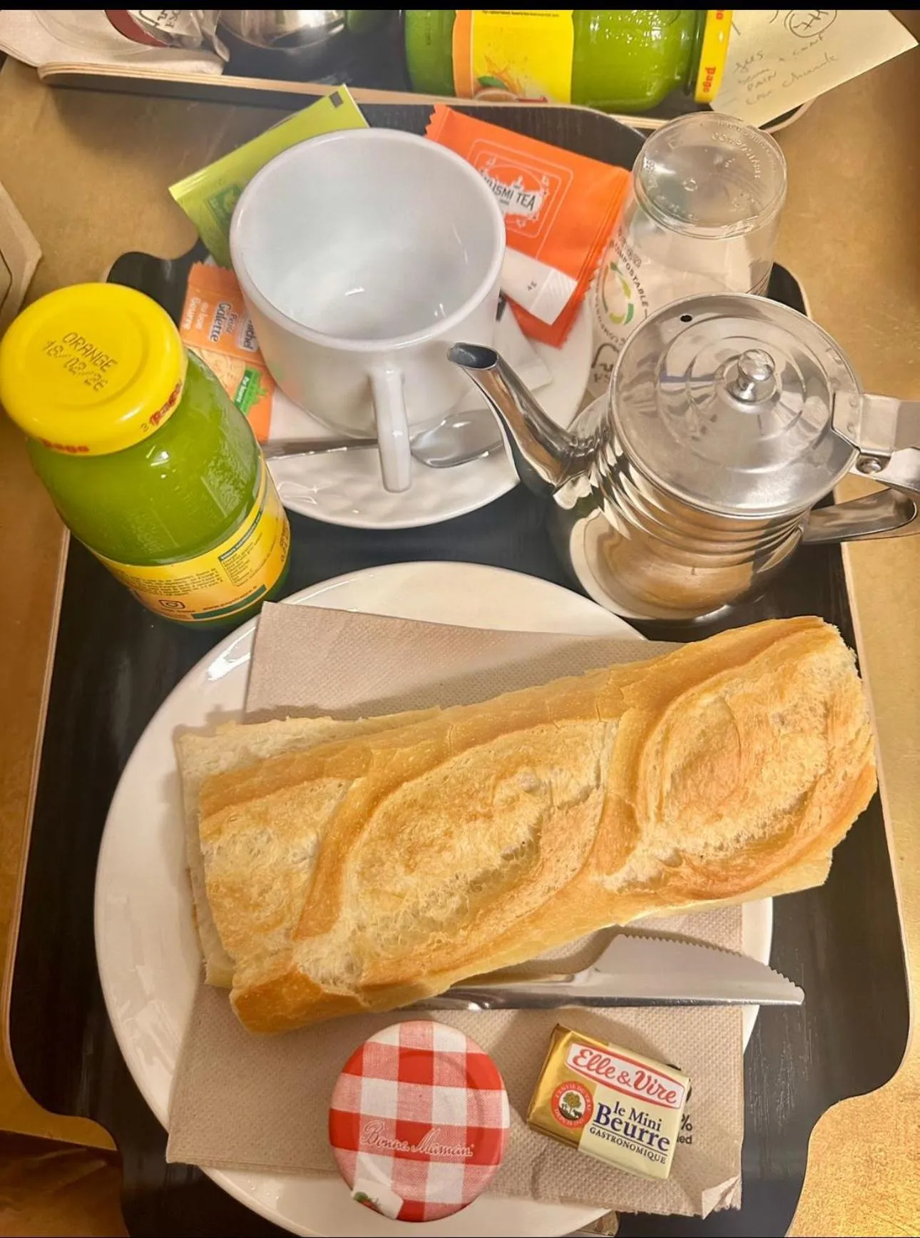 Breakfast in HOTEL IN PARIS