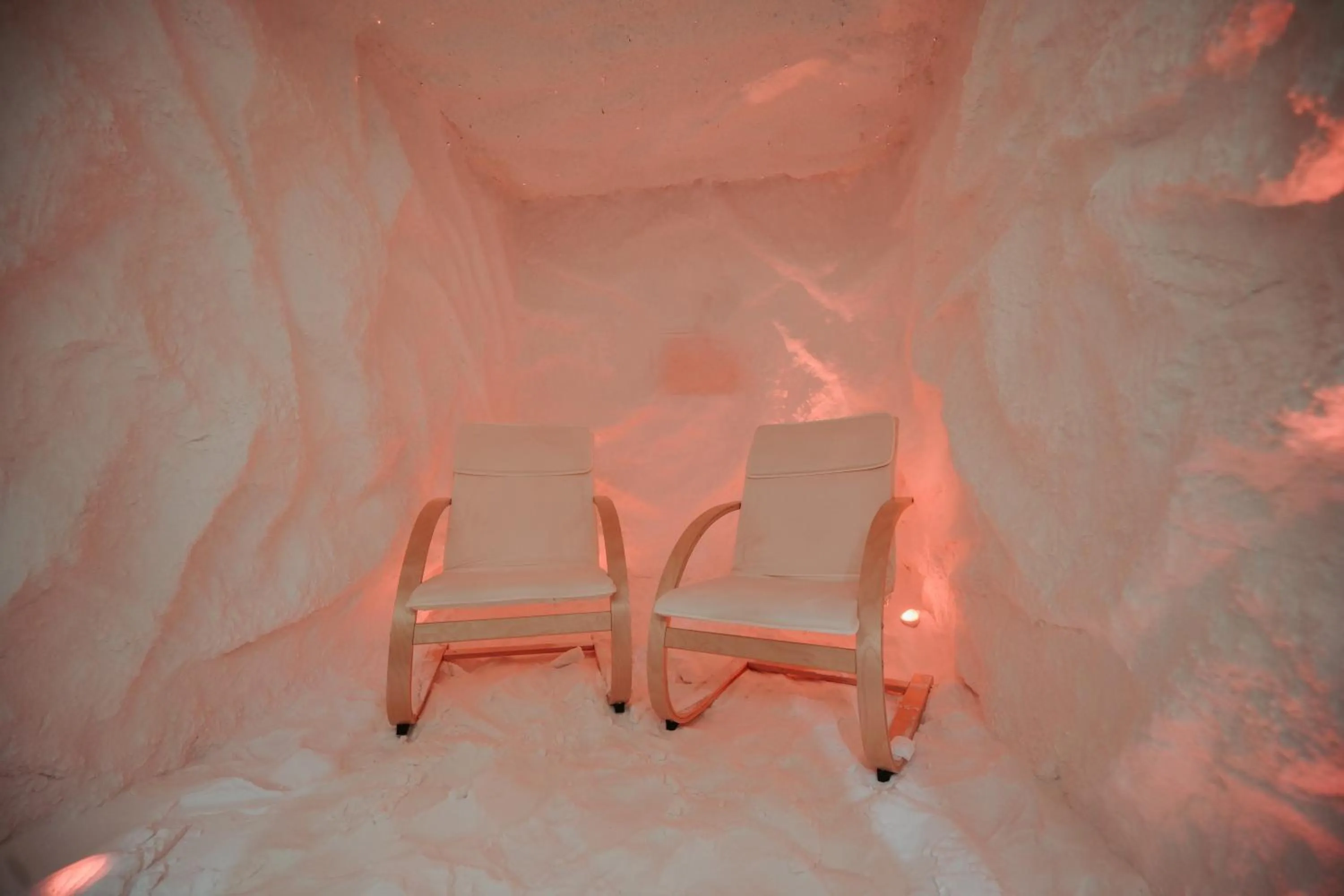 Spa and wellness centre/facilities in Marinaj Hotel & SPA