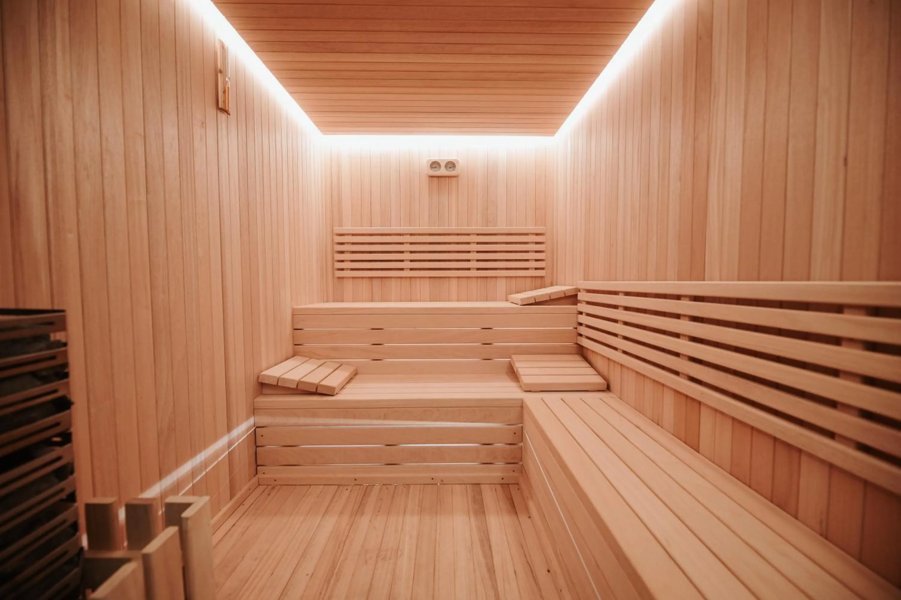 Sauna in Marinaj Hotel & SPA