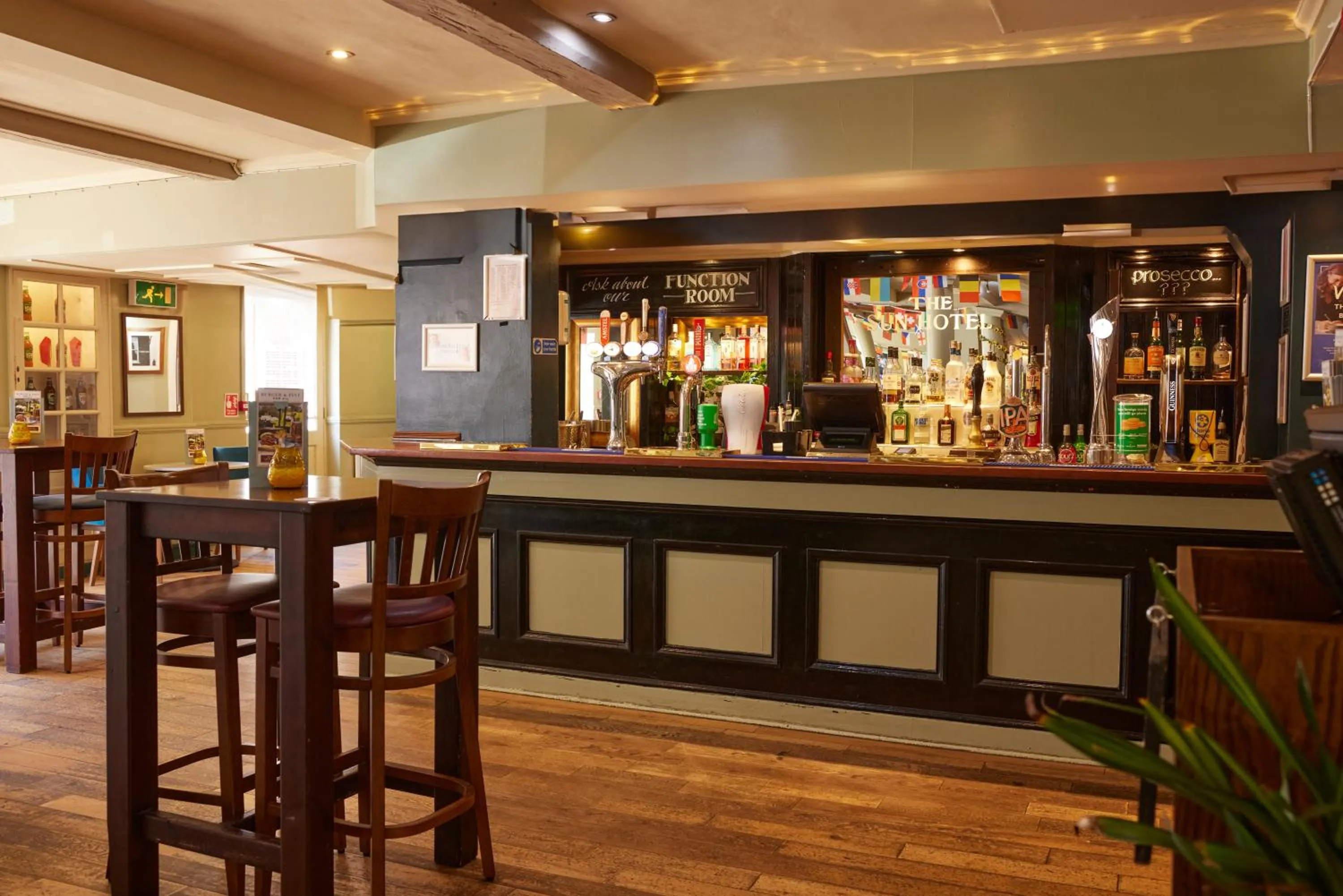 Lounge or bar in Sun Hotel by Greene King Inns