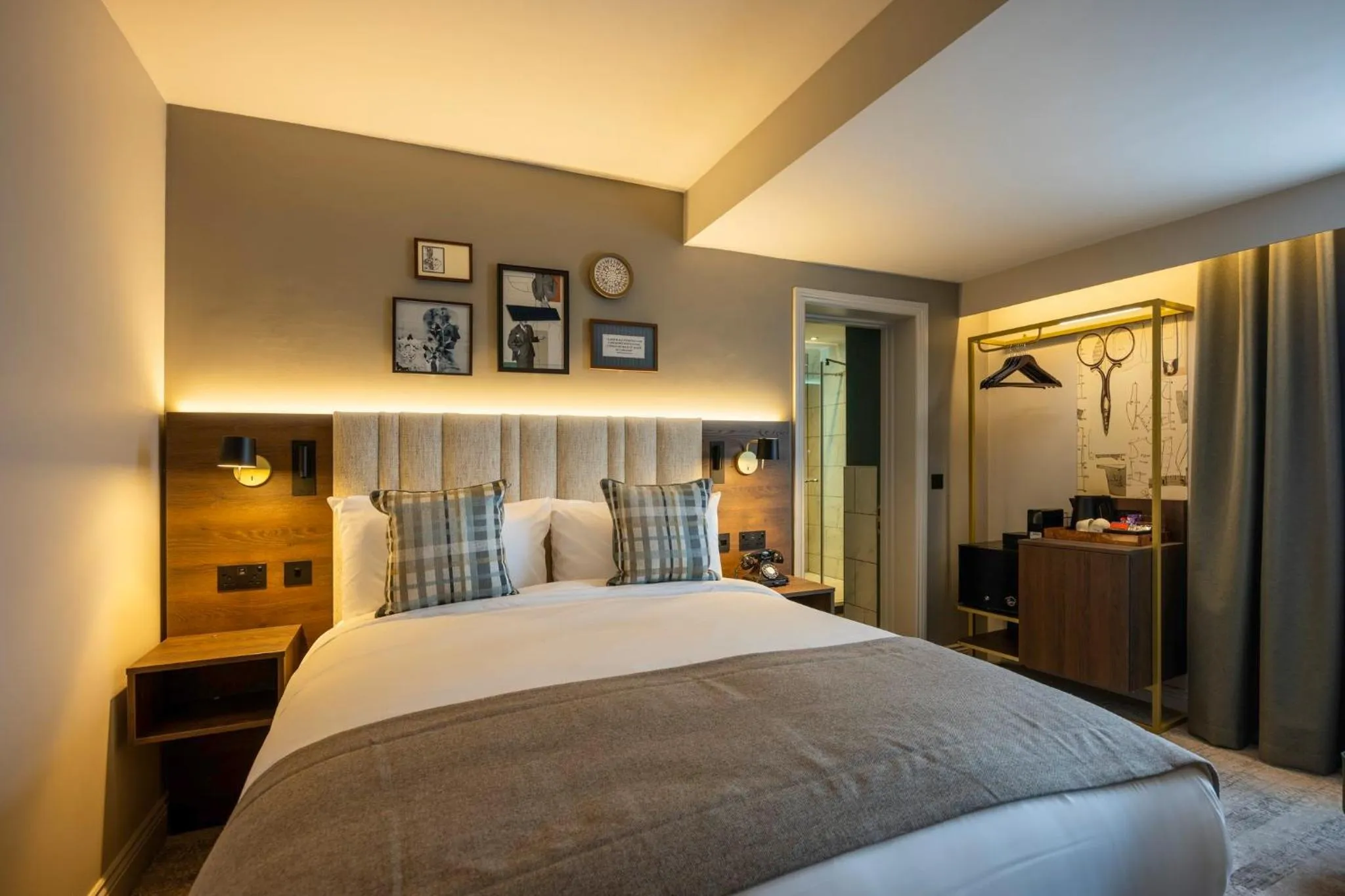 Photo of the whole room, Bed in Hotel Indigo Leeds by IHG