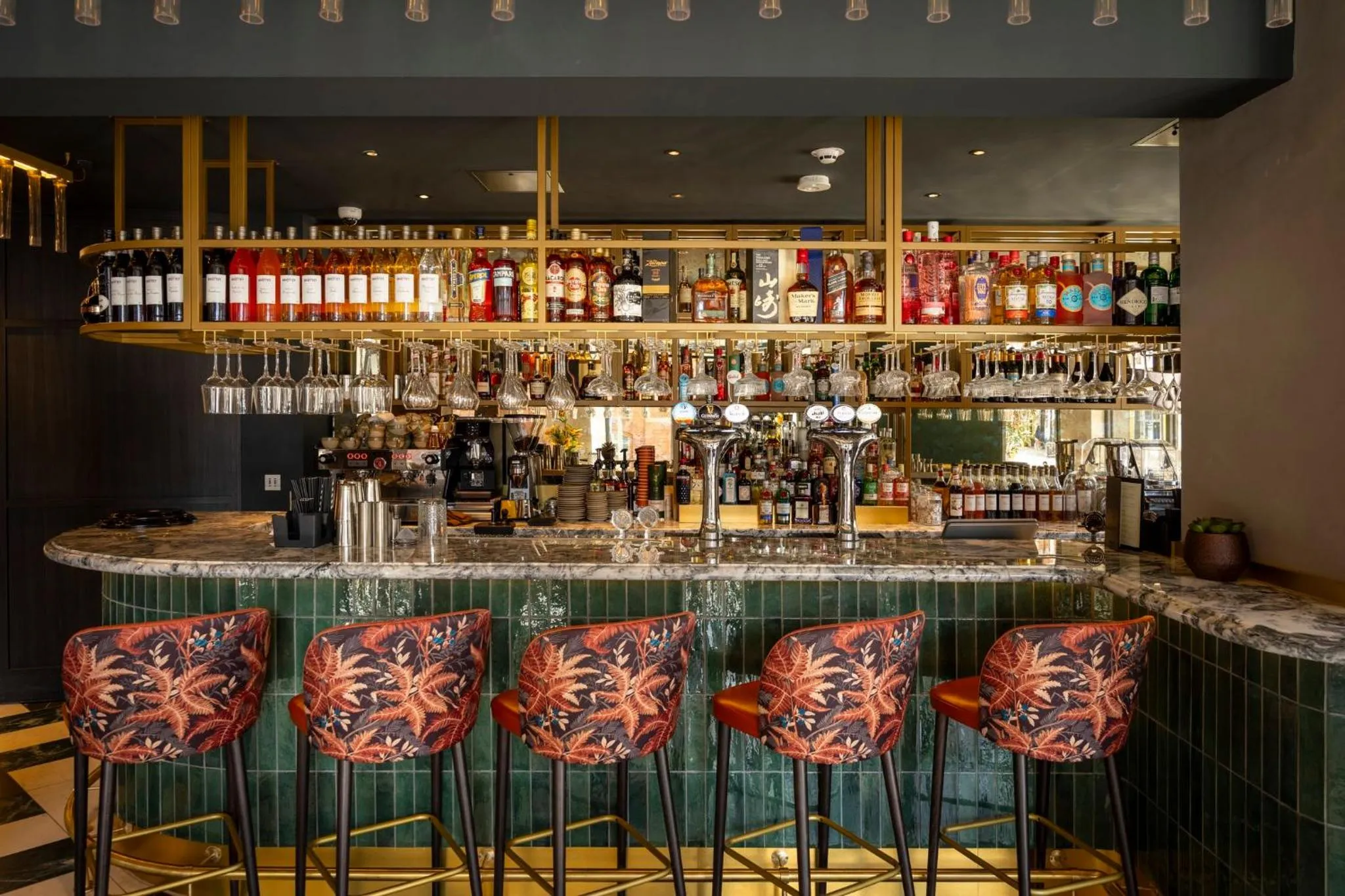 Lounge or bar in Hotel Indigo Leeds by IHG