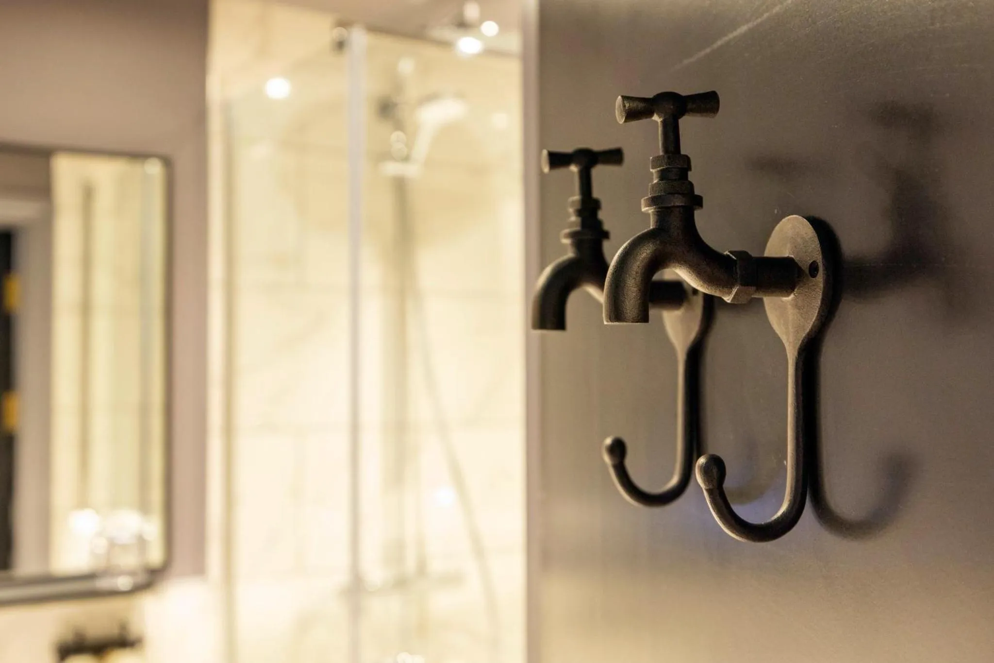 Bathroom in Hotel Indigo Leeds by IHG