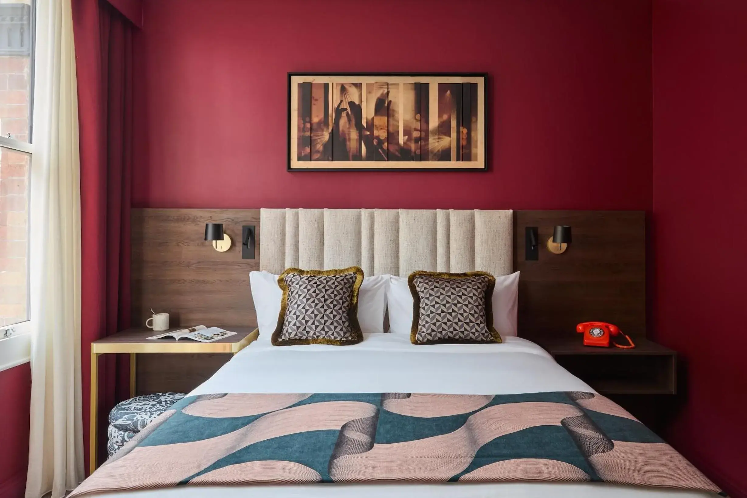 Standard Queen Room in Hotel Indigo Leeds by IHG Standard Queen Room in Hotel Indigo Leeds by IHG