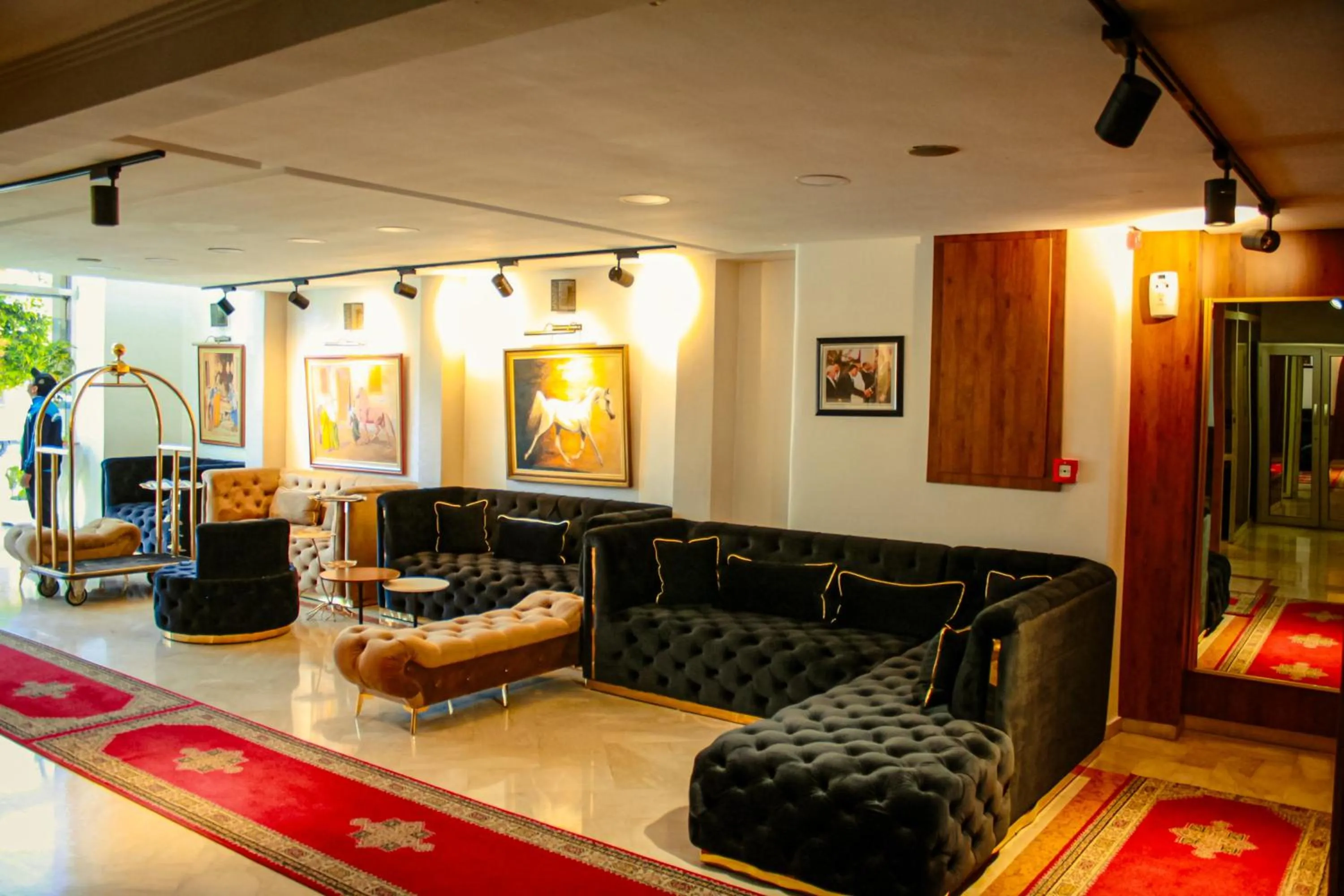 Lobby or reception in Hôtel Belle Vue et Spa