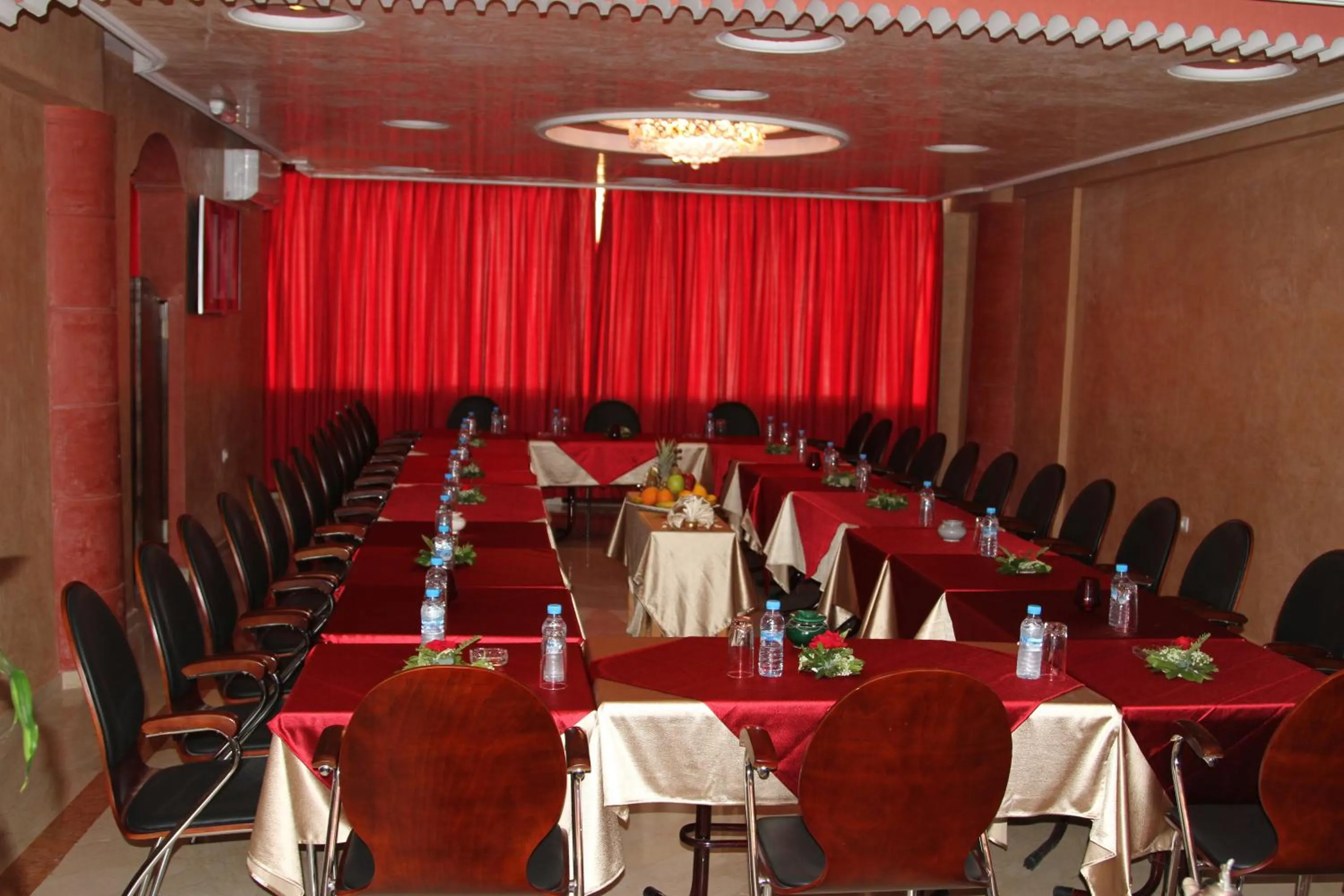 Business facilities in Hôtel Belle Vue et Spa