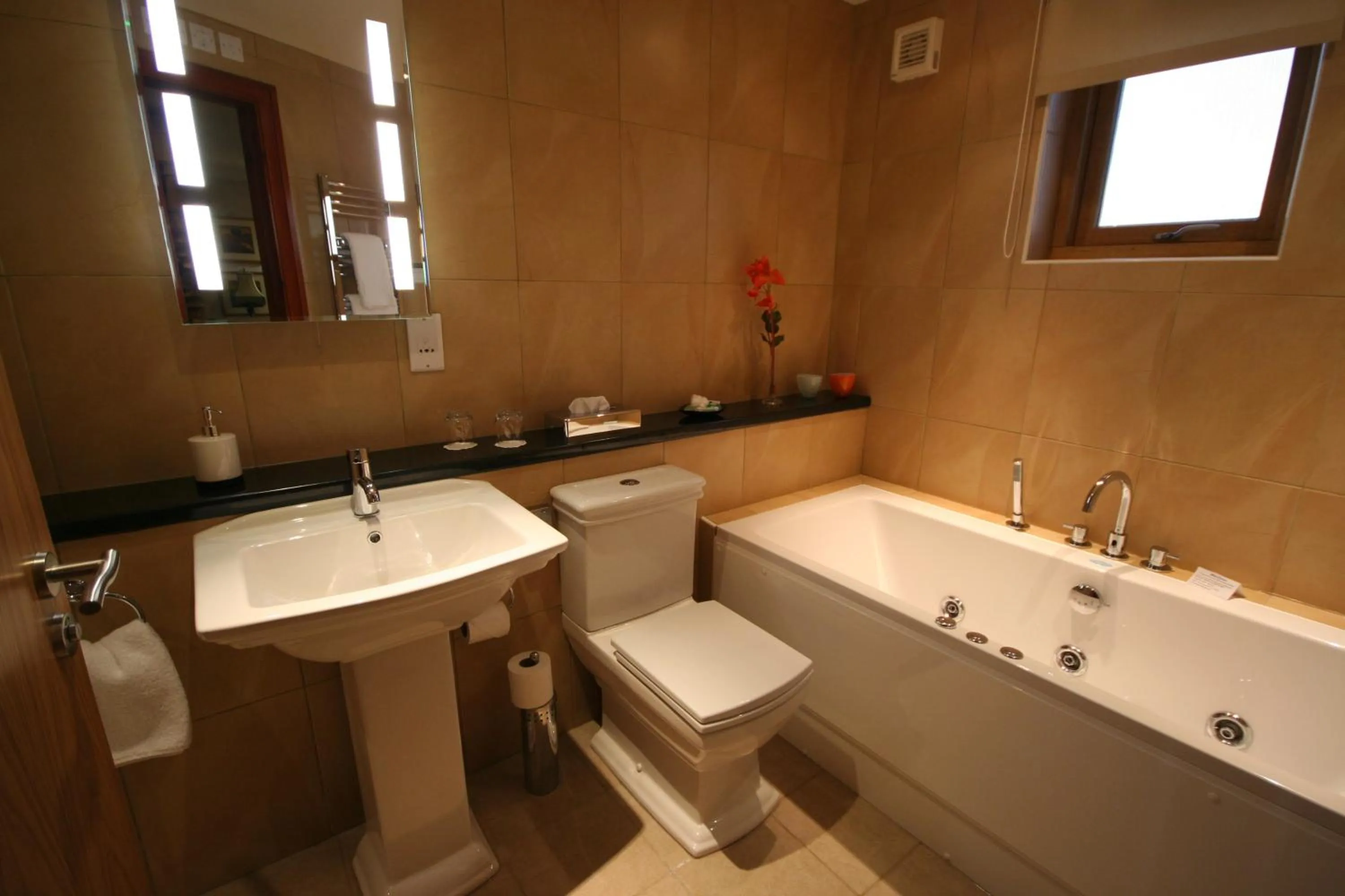 Decorative detail in Three Horseshoes Country Inn