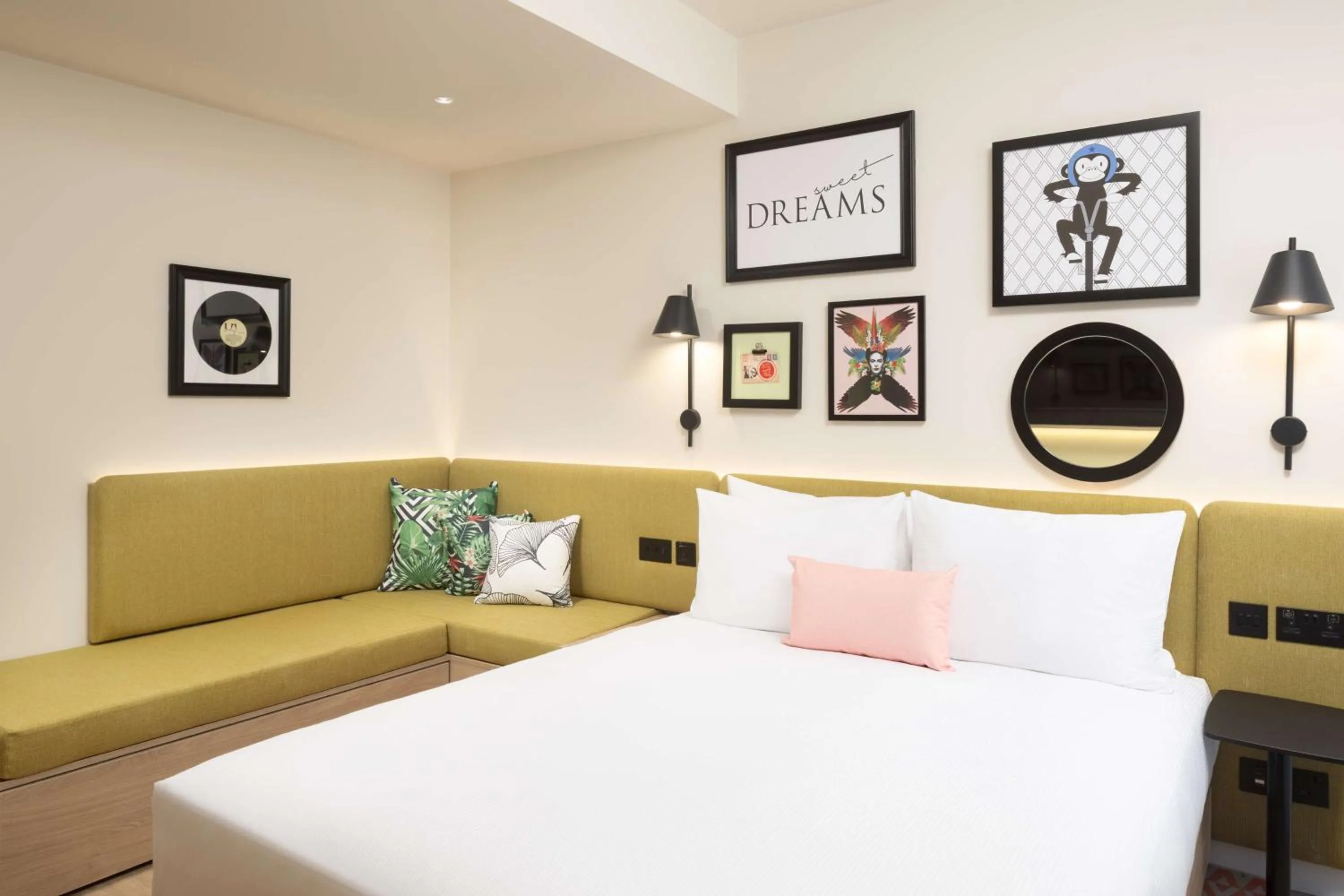 Living room in Hampton By Hilton London Old Street