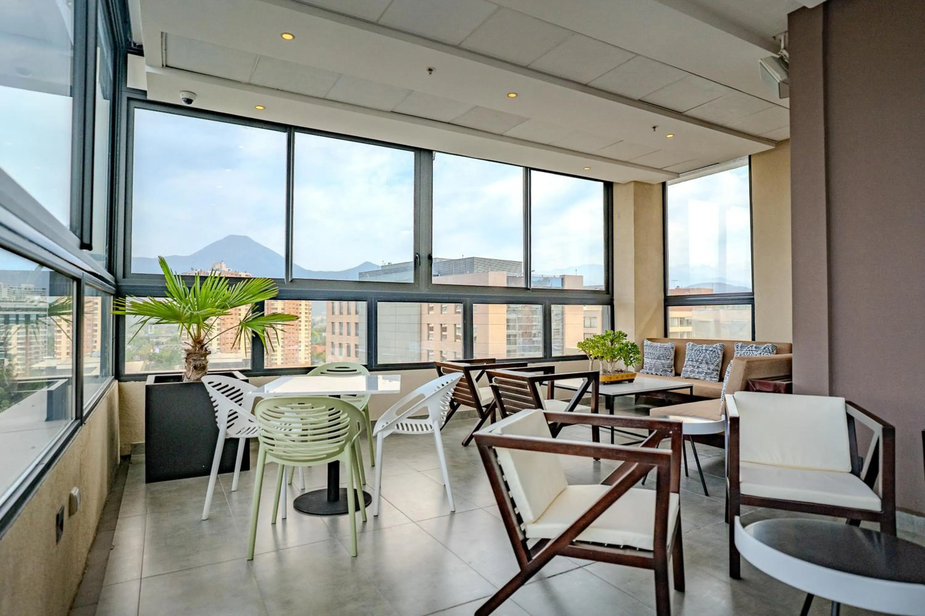 Day in Hampton By Hilton Santiago Las Condes