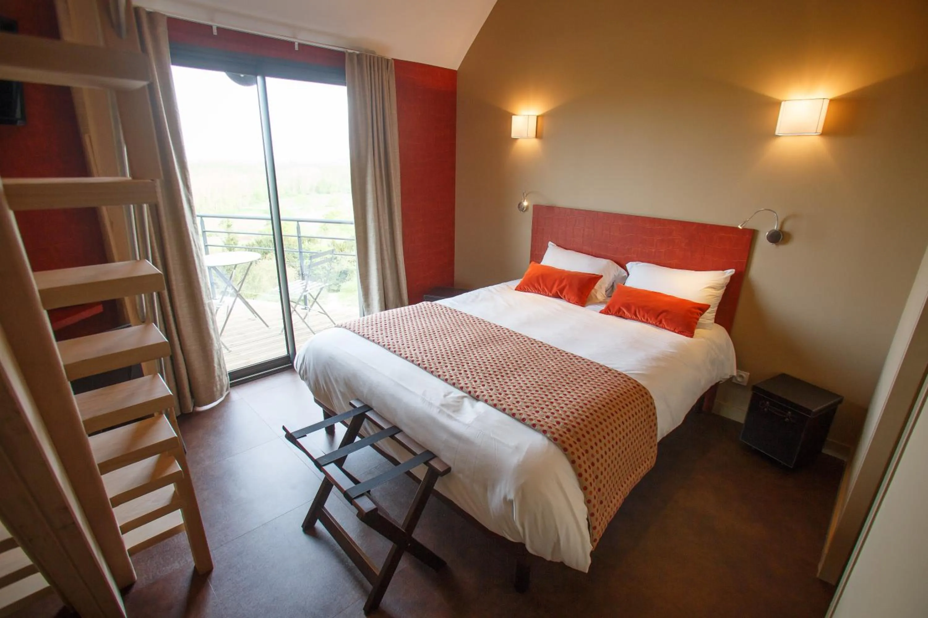 Photo of the whole room, Bed in LOGIS Hôtel-restaurant IMAGO