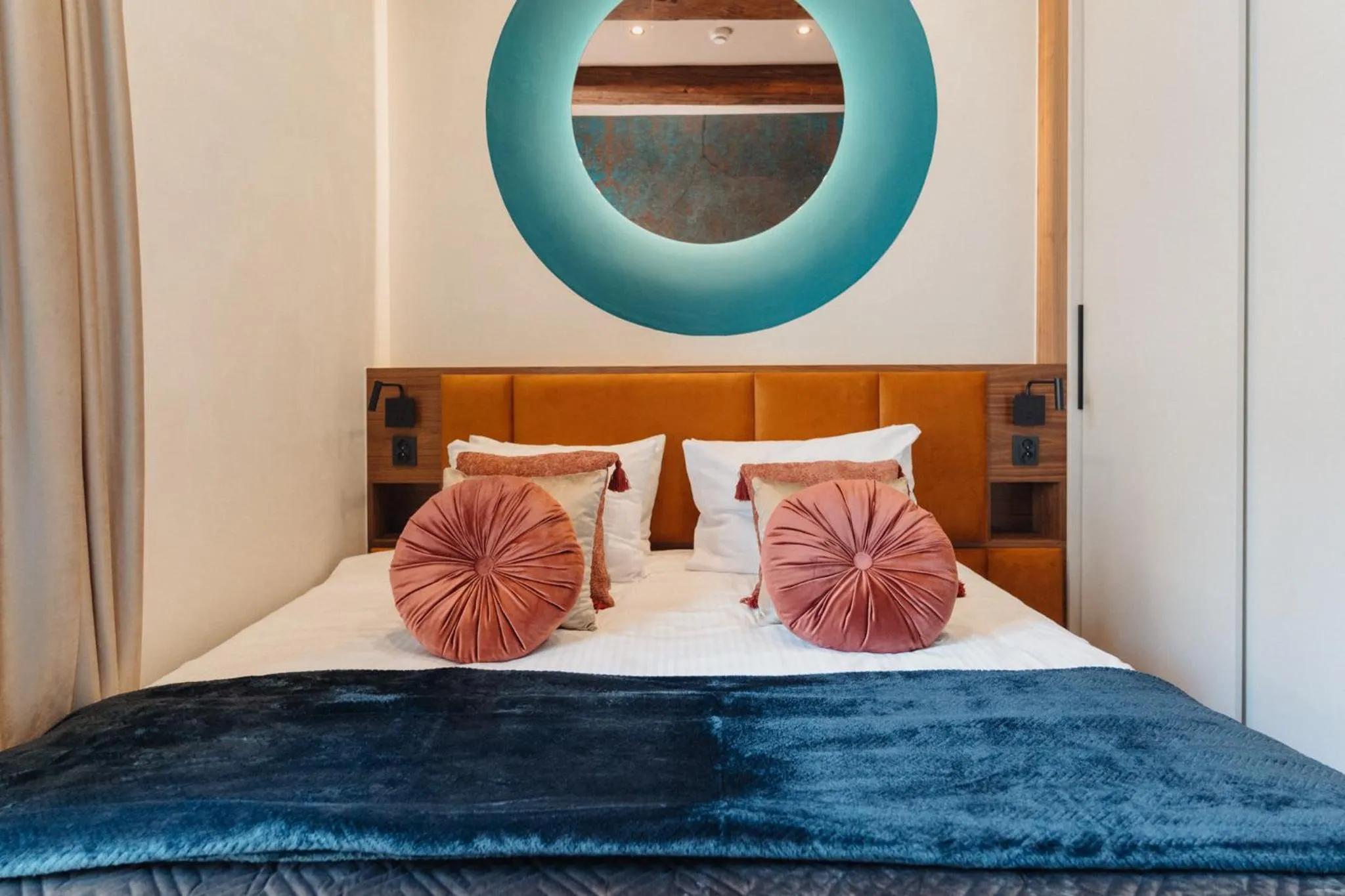 Bed in Cu Residence - LoftAffair Spa Collection