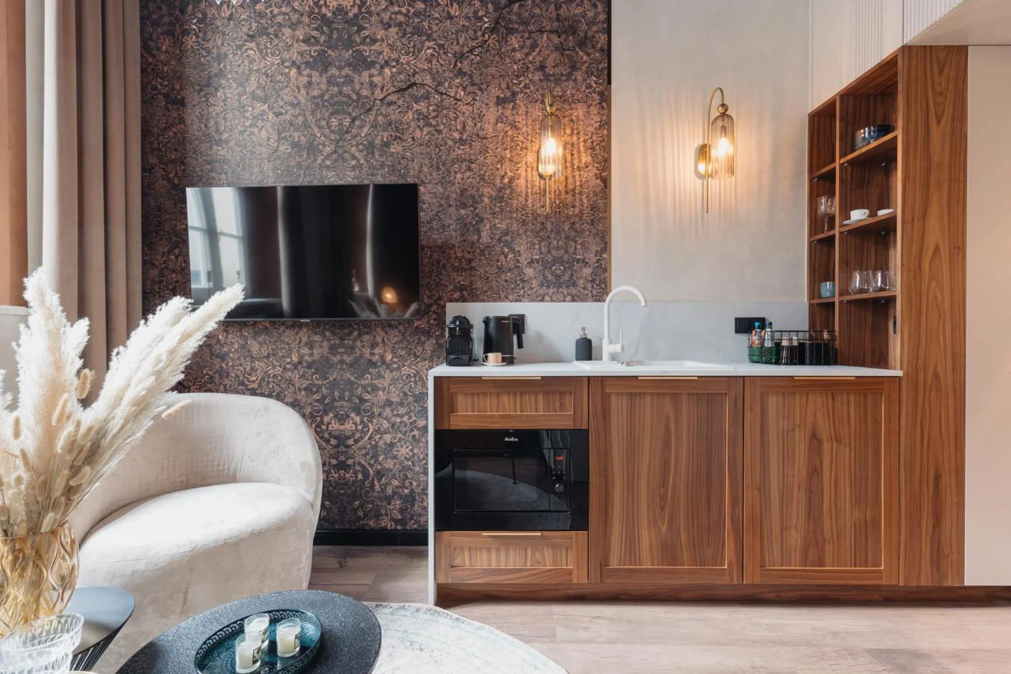 Coffee/tea facilities in Cu Residence - LoftAffair Spa Collection