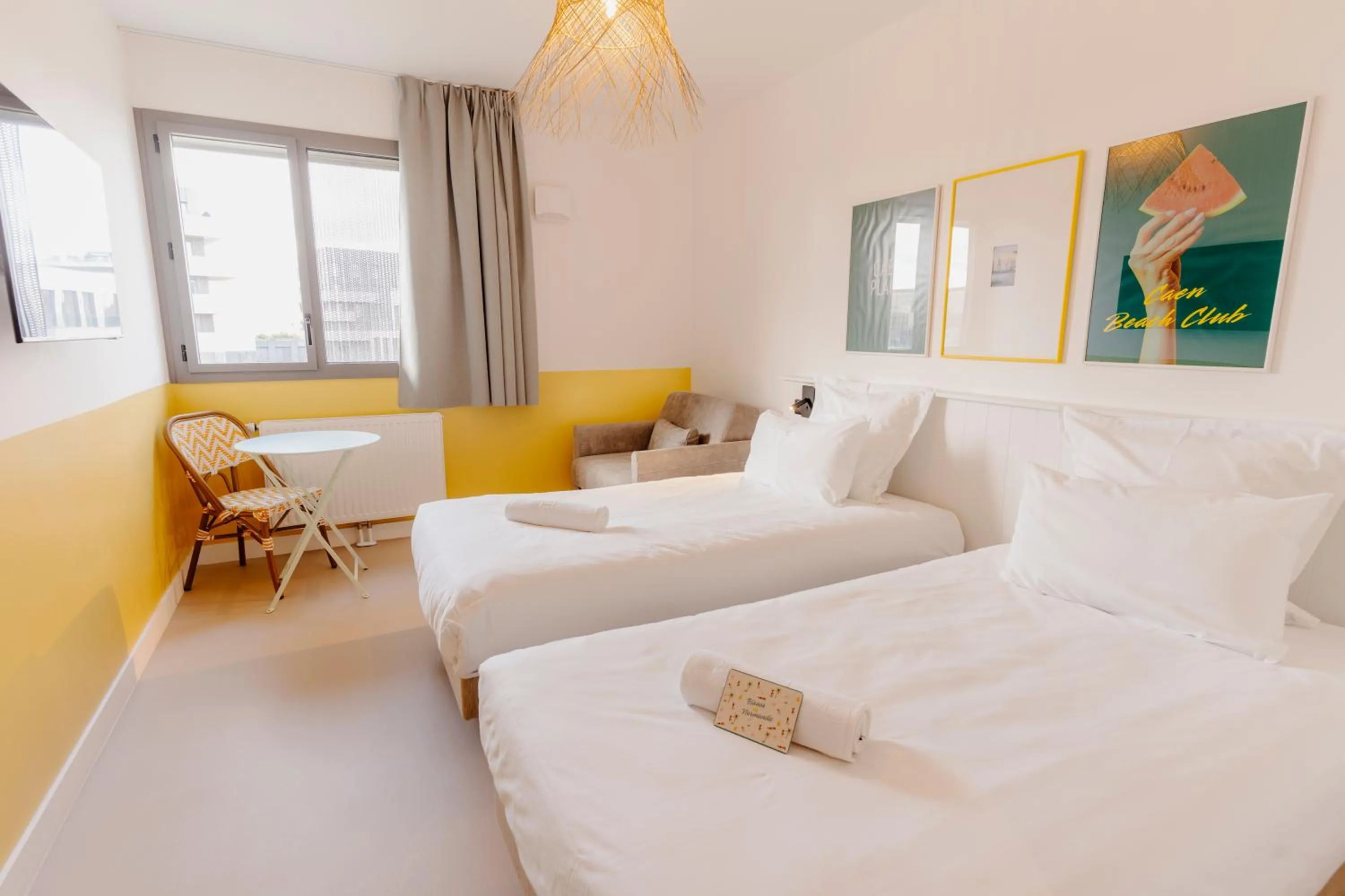 Bed in The People Caen