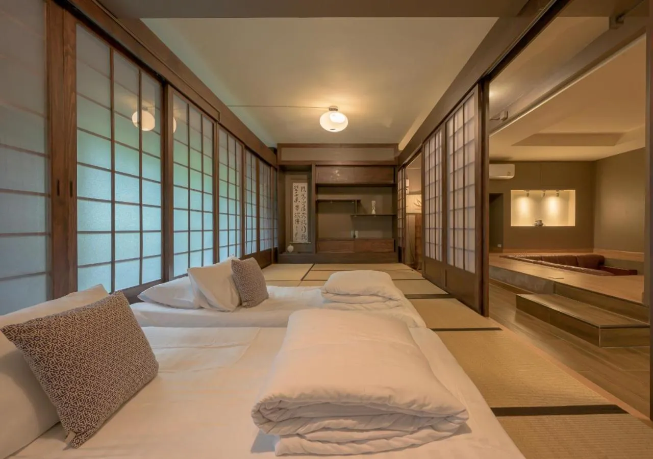 Guests, Bed in VANA Homestay