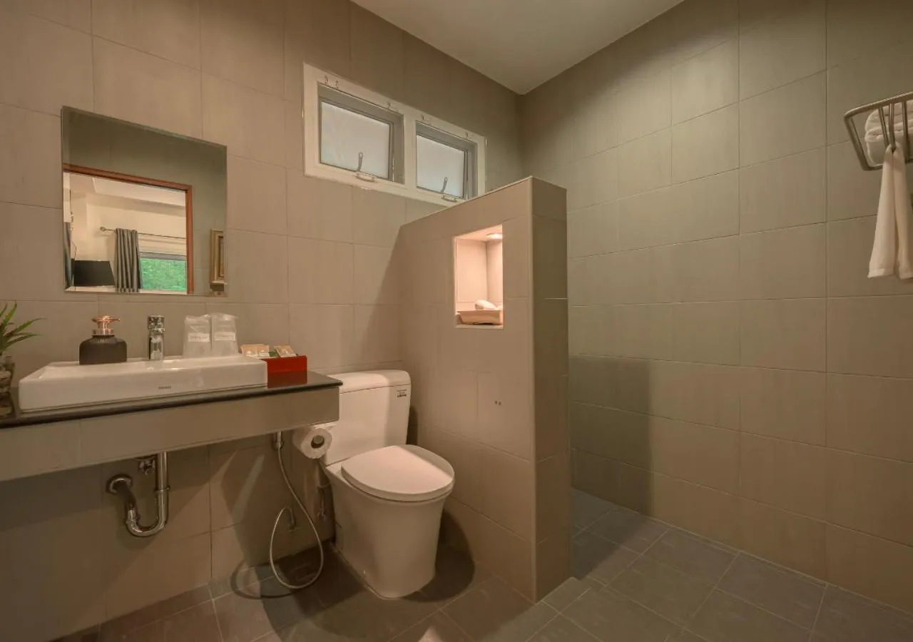 Toilet in VANA Homestay