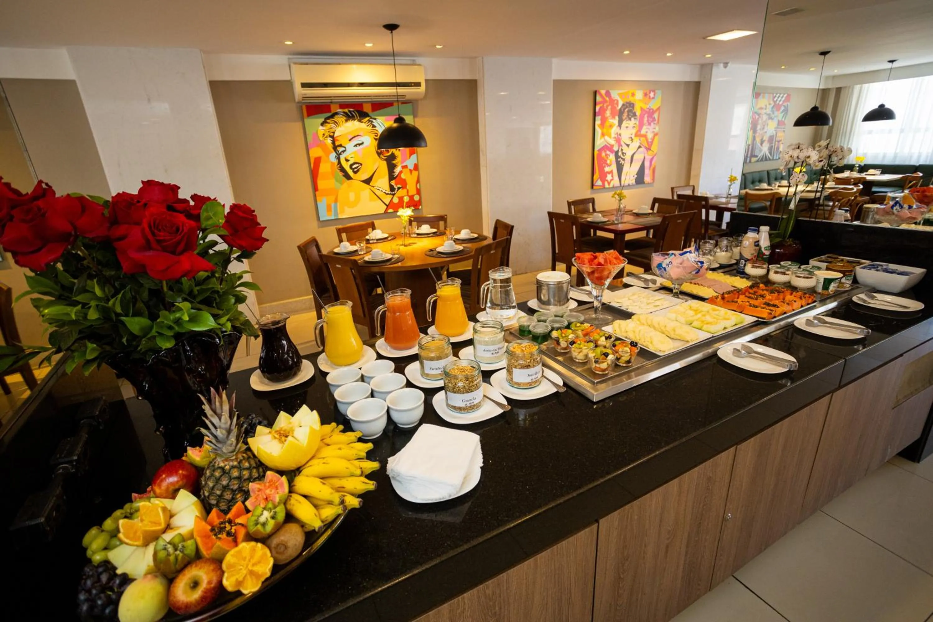 Food and drinks in Alfa Hotel