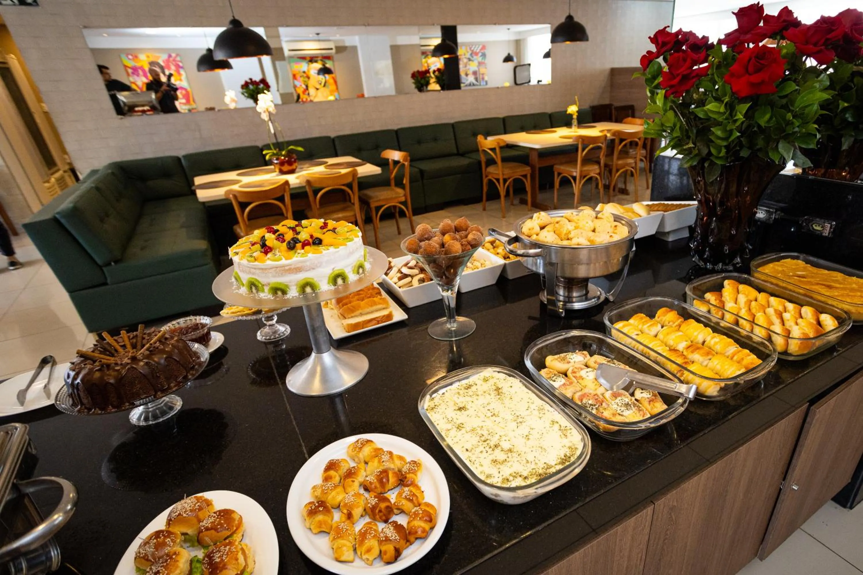 Food and drinks in Alfa Hotel