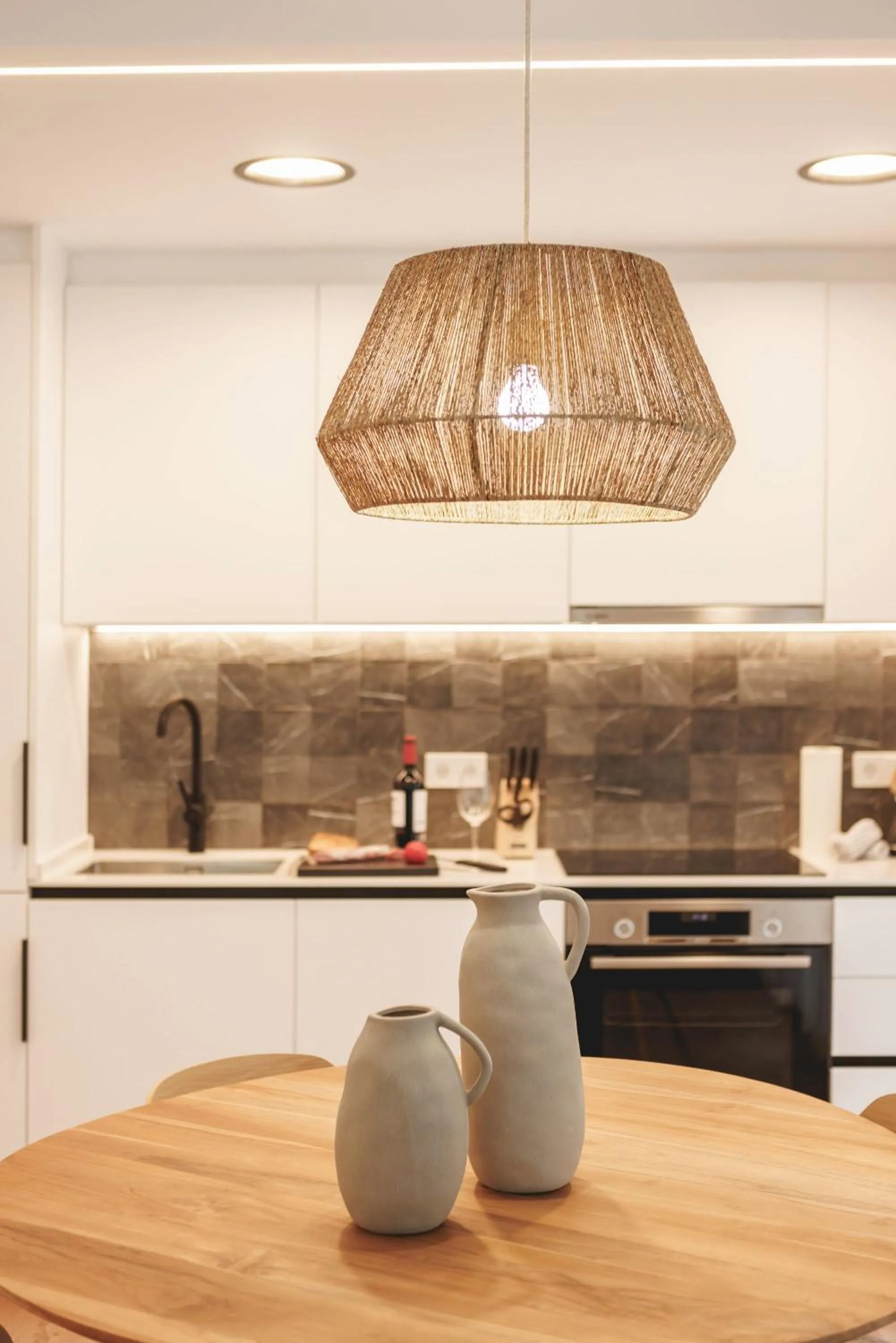 Kitchen or kitchenette in Bravissimo Devesa, 3 bedrooms and near the parc