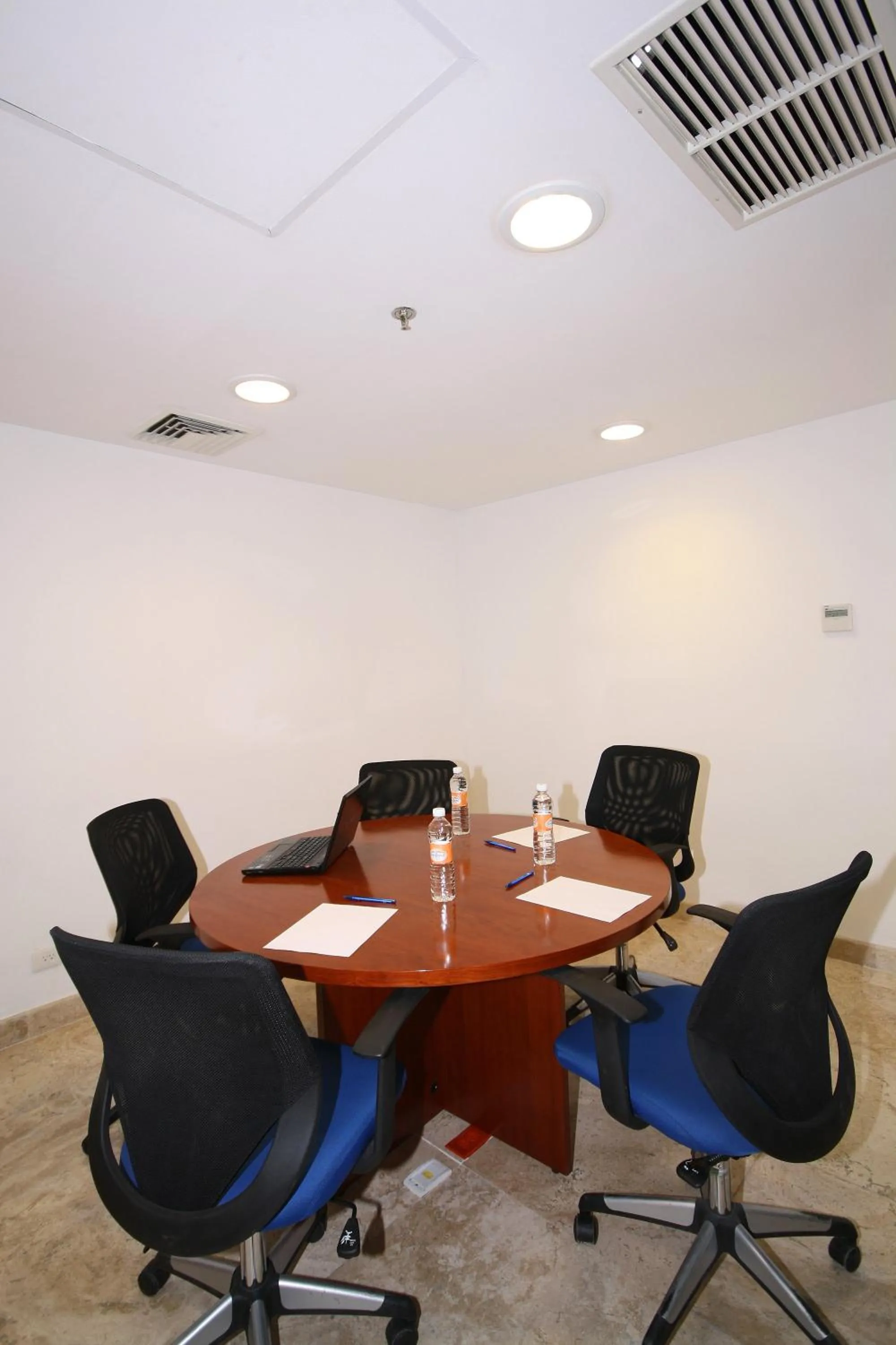 Meeting/conference room in One Coatzacoalcos Forum