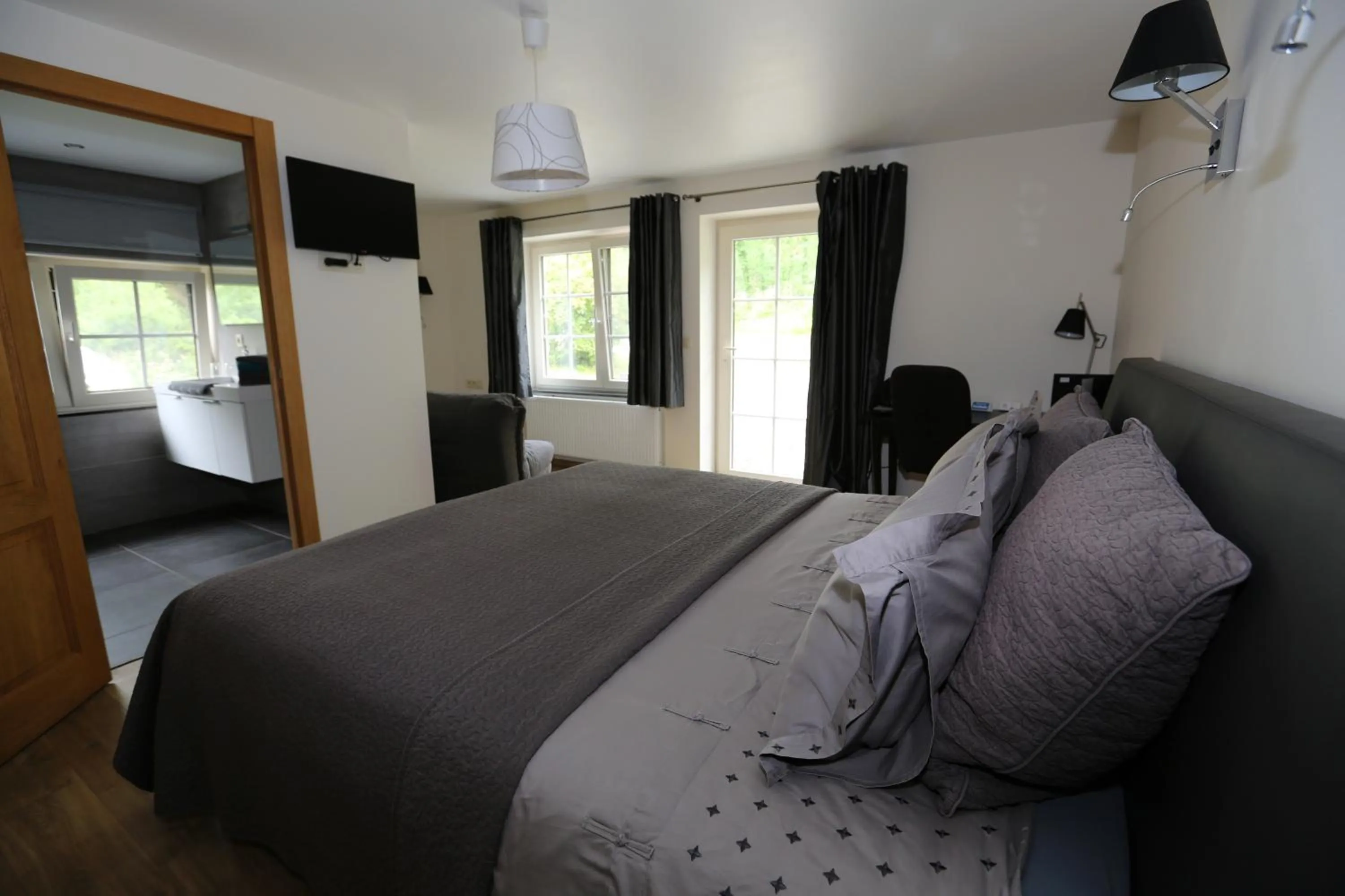Bedroom, Bed in B&B Le Bois de Champia