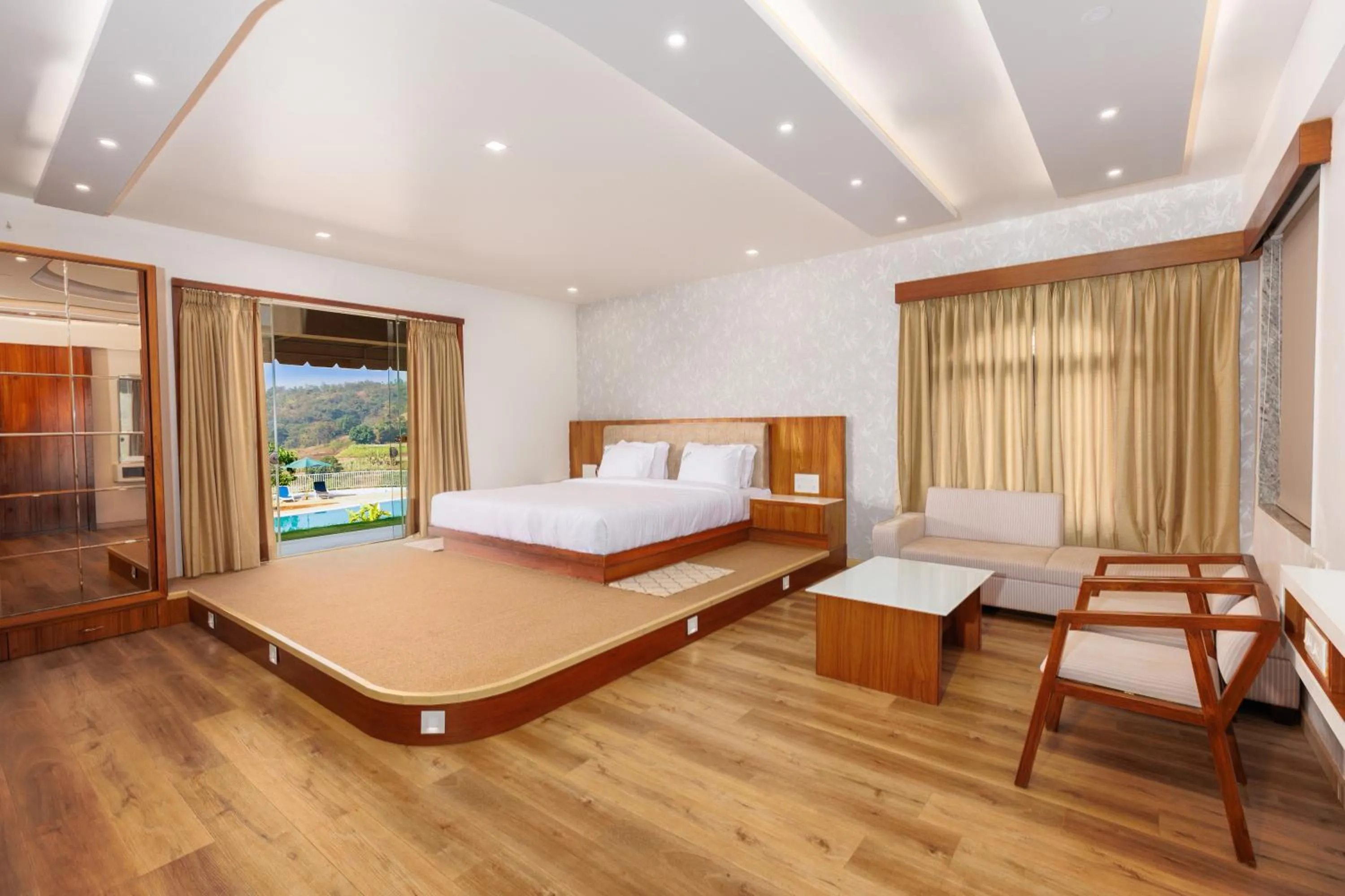 Bed in Urmilaa Green County Resort 35 KM From Kolhapur