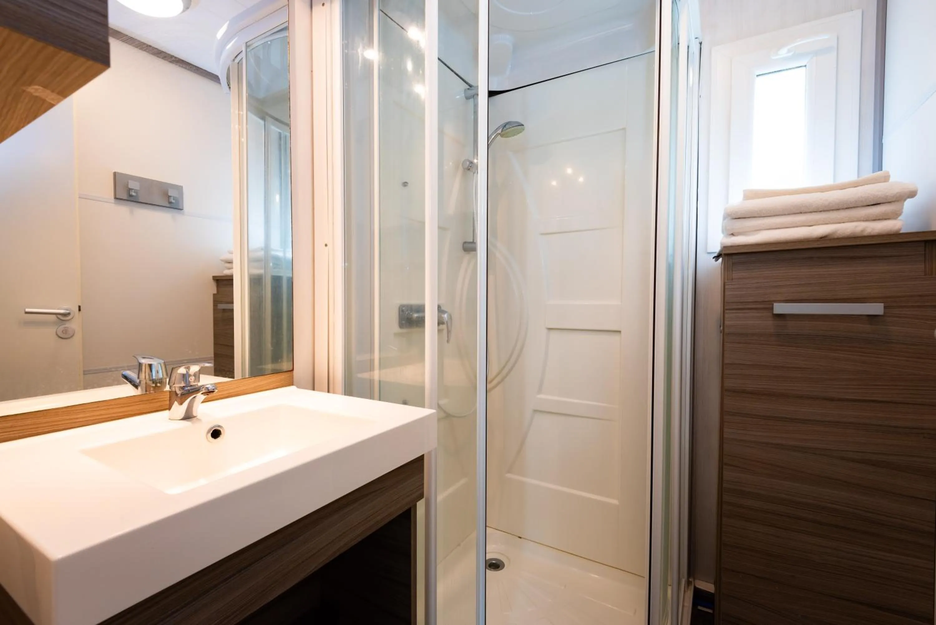 Shower in Le Village de la Pointe