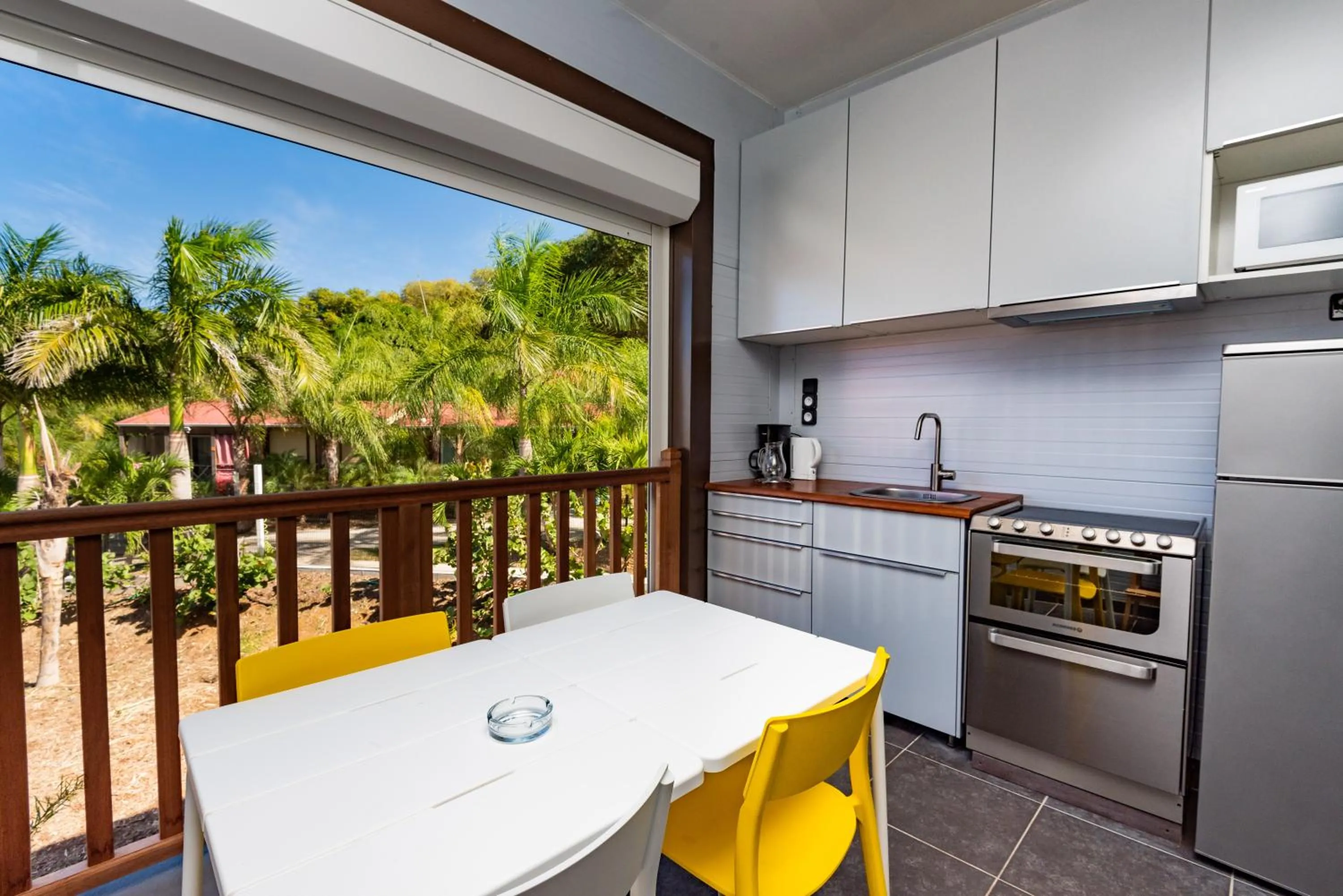 Kitchen or kitchenette in Le Village de la Pointe