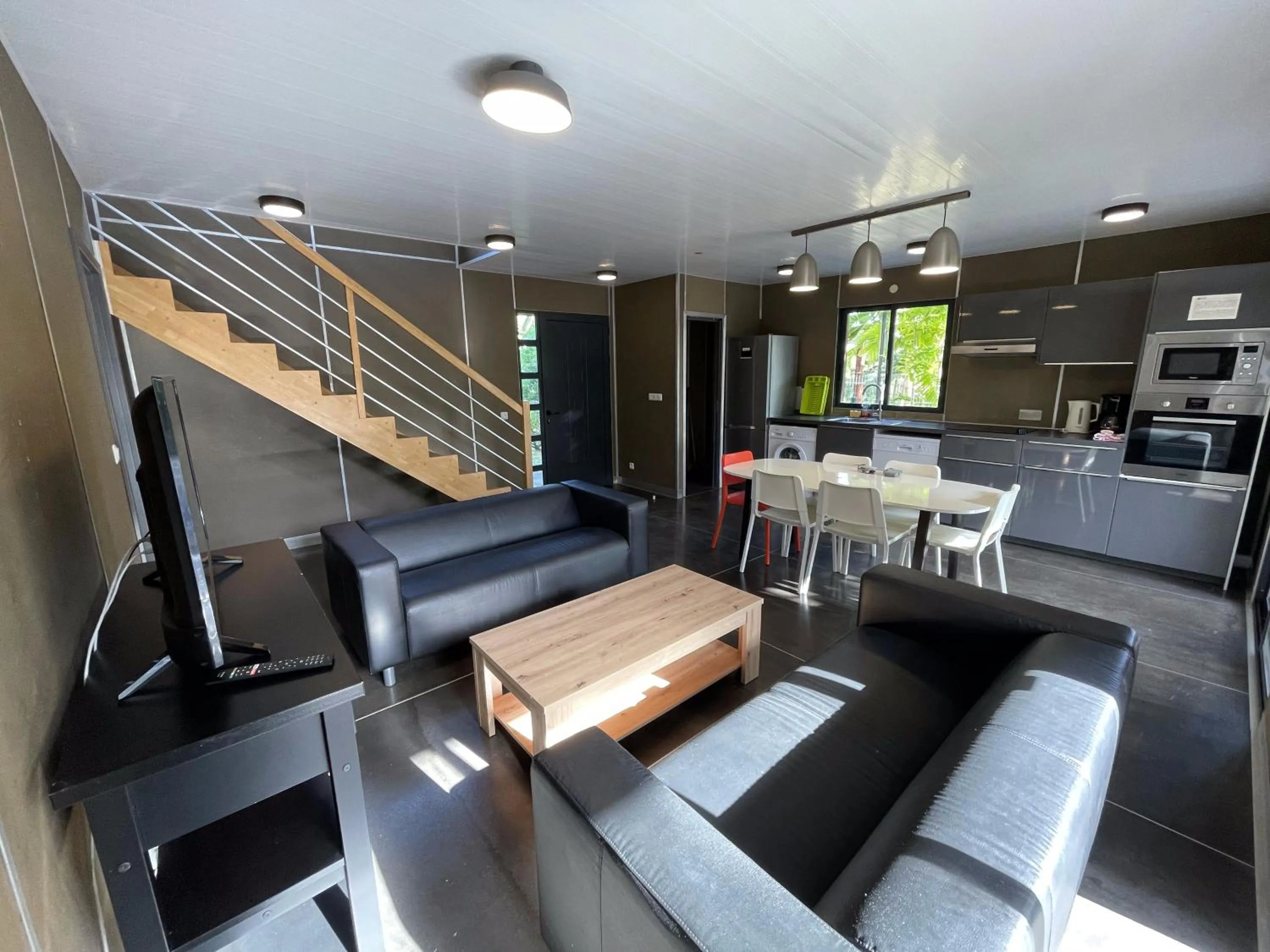 TV and multimedia in Le Village de la Pointe