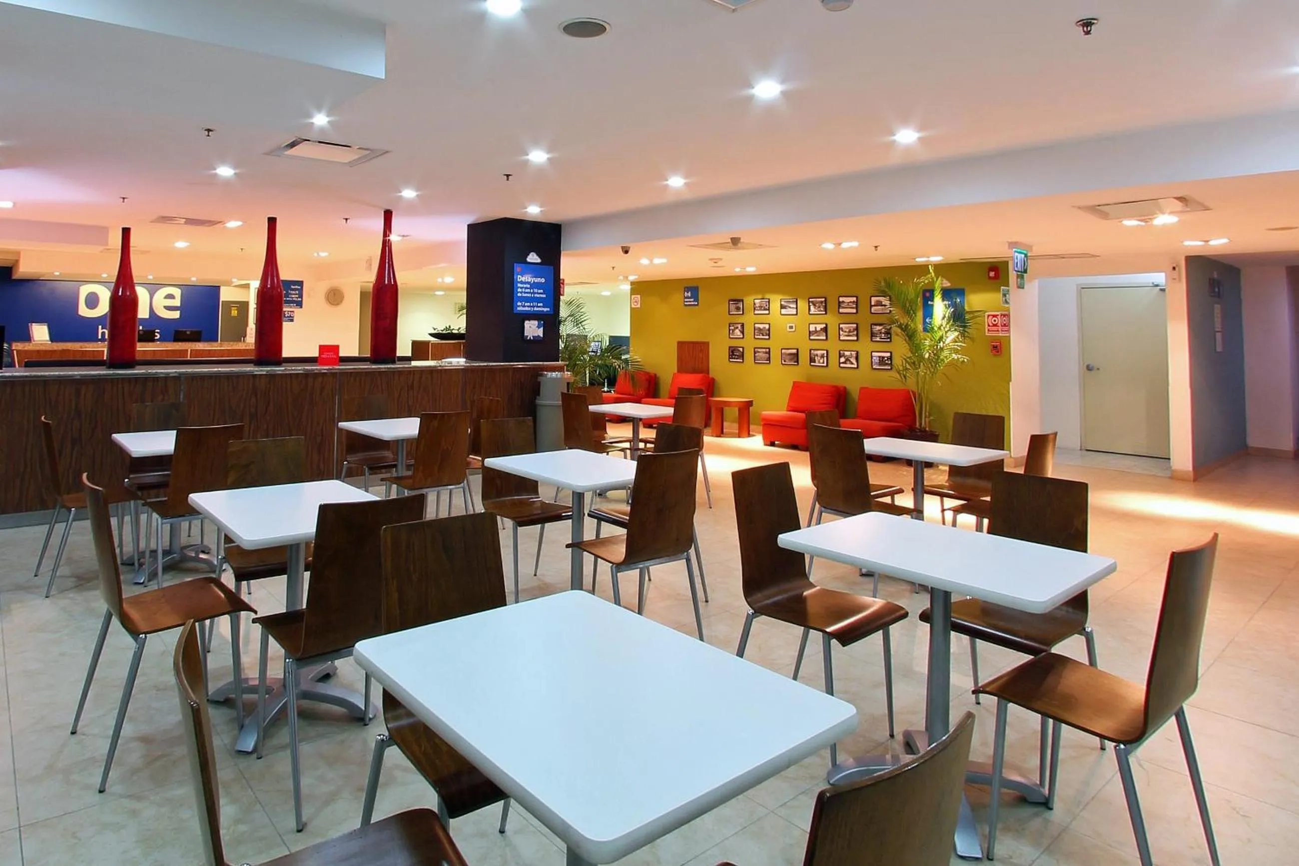 Restaurant/places to eat in One Guadalajara Centro Historico