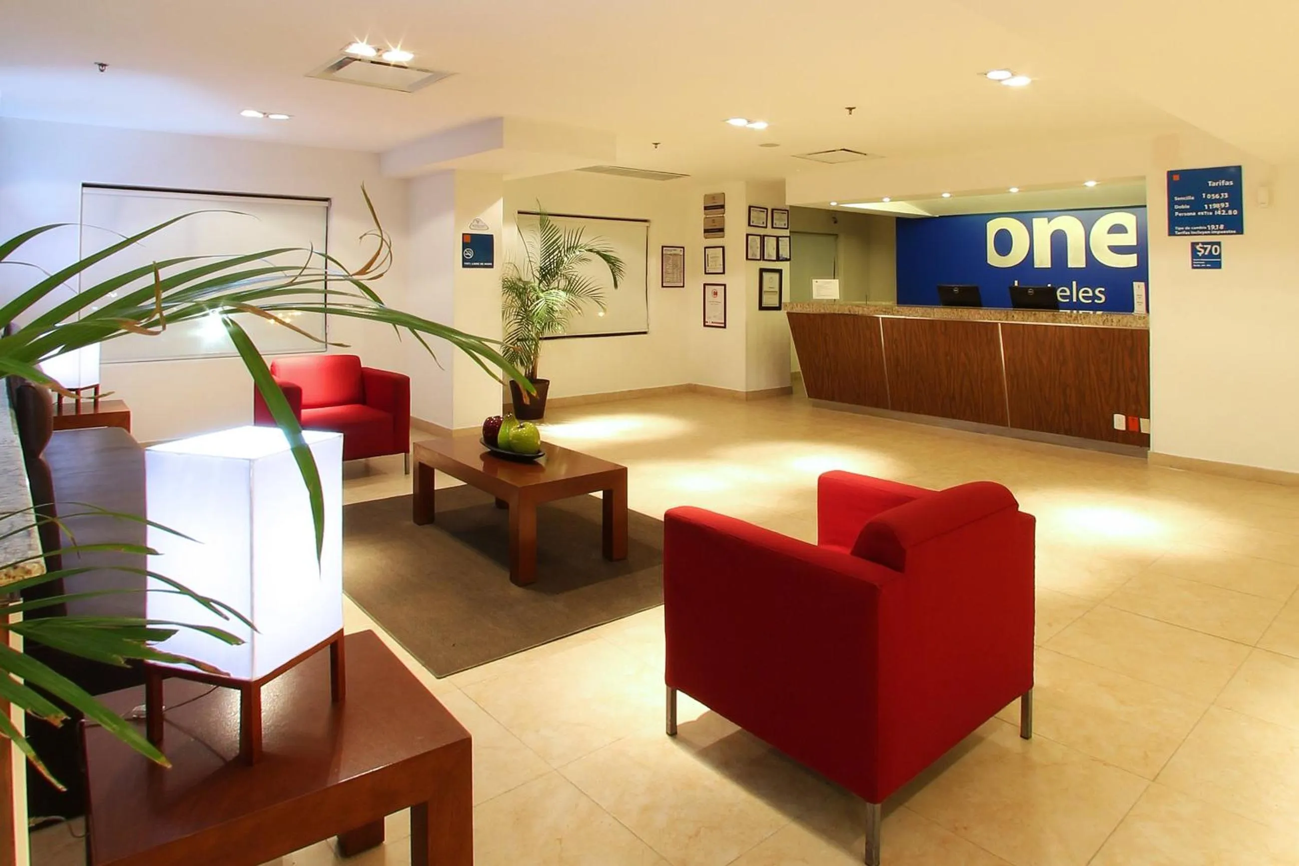 Lobby or reception in One Guadalajara Centro Historico