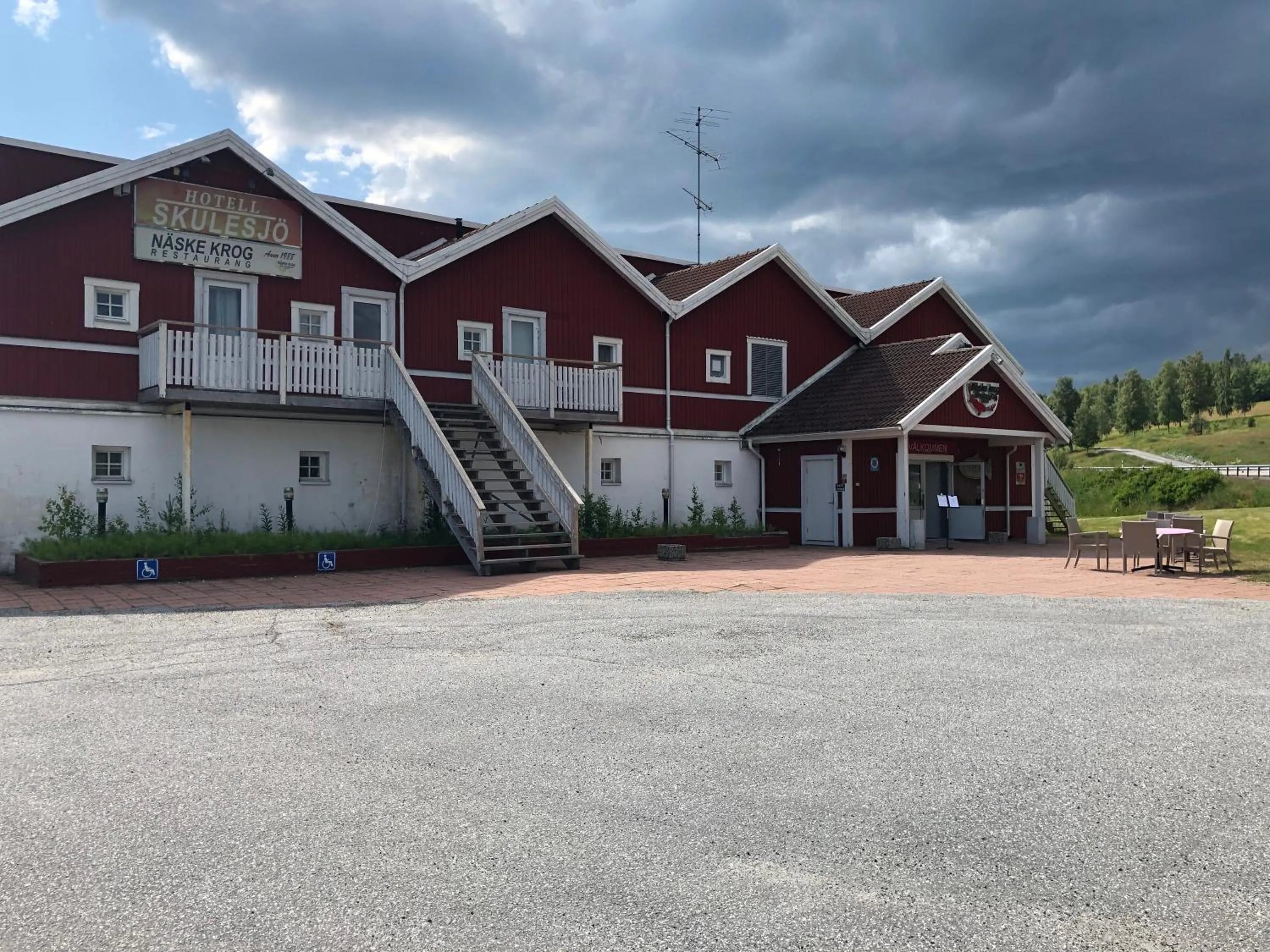 Restaurant/places to eat in Skulesjön Hotell