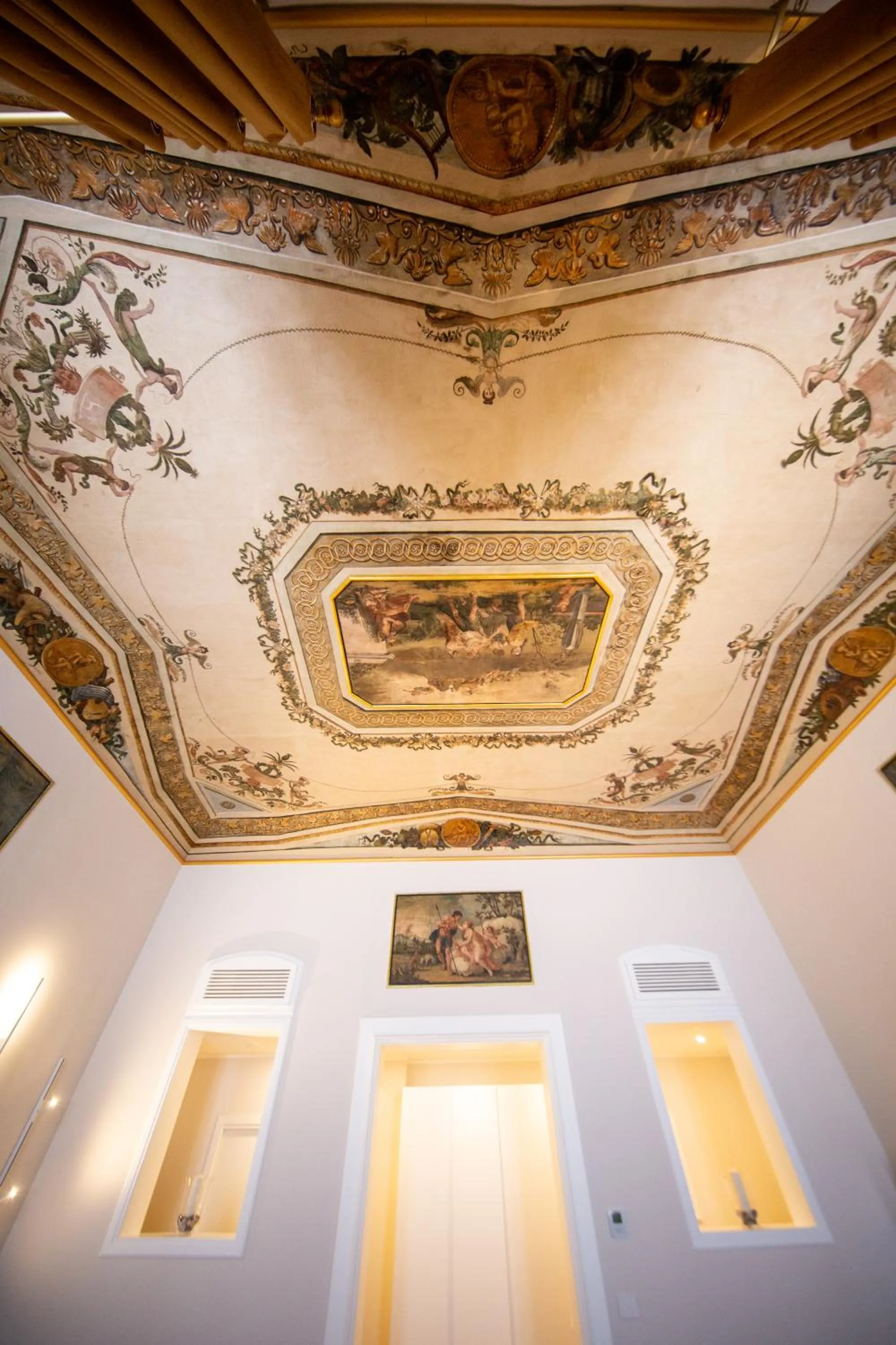 Decorative detail in Corso Grand suites