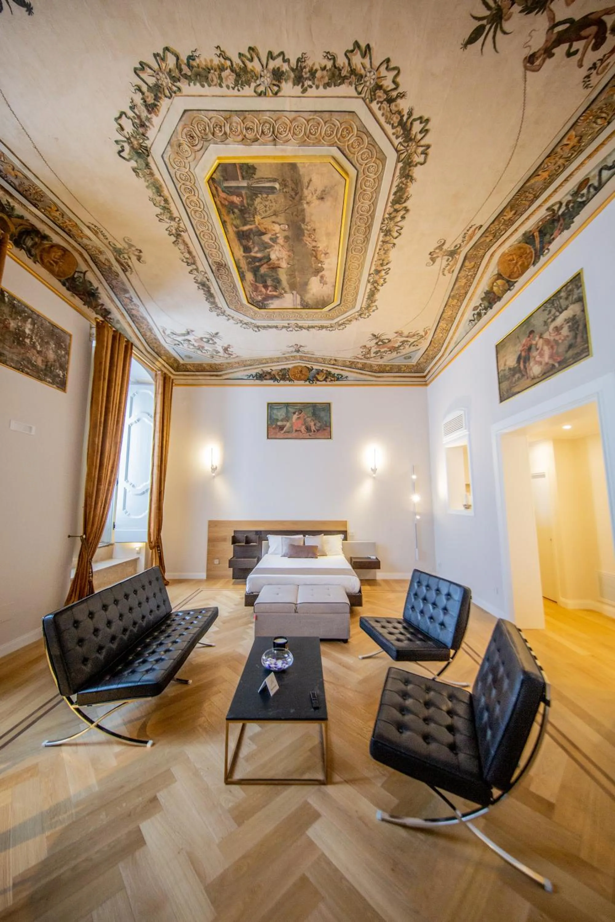 Decorative detail in Corso Grand suites