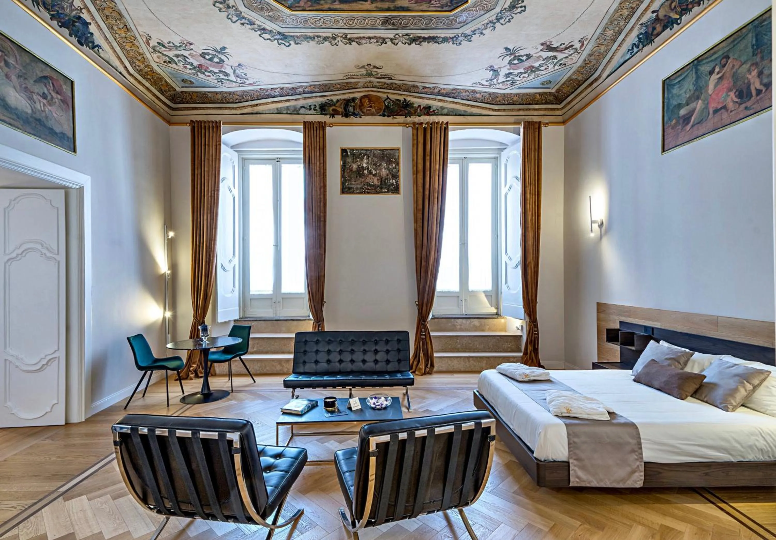 Photo of the whole room, Bed in Corso Grand suites