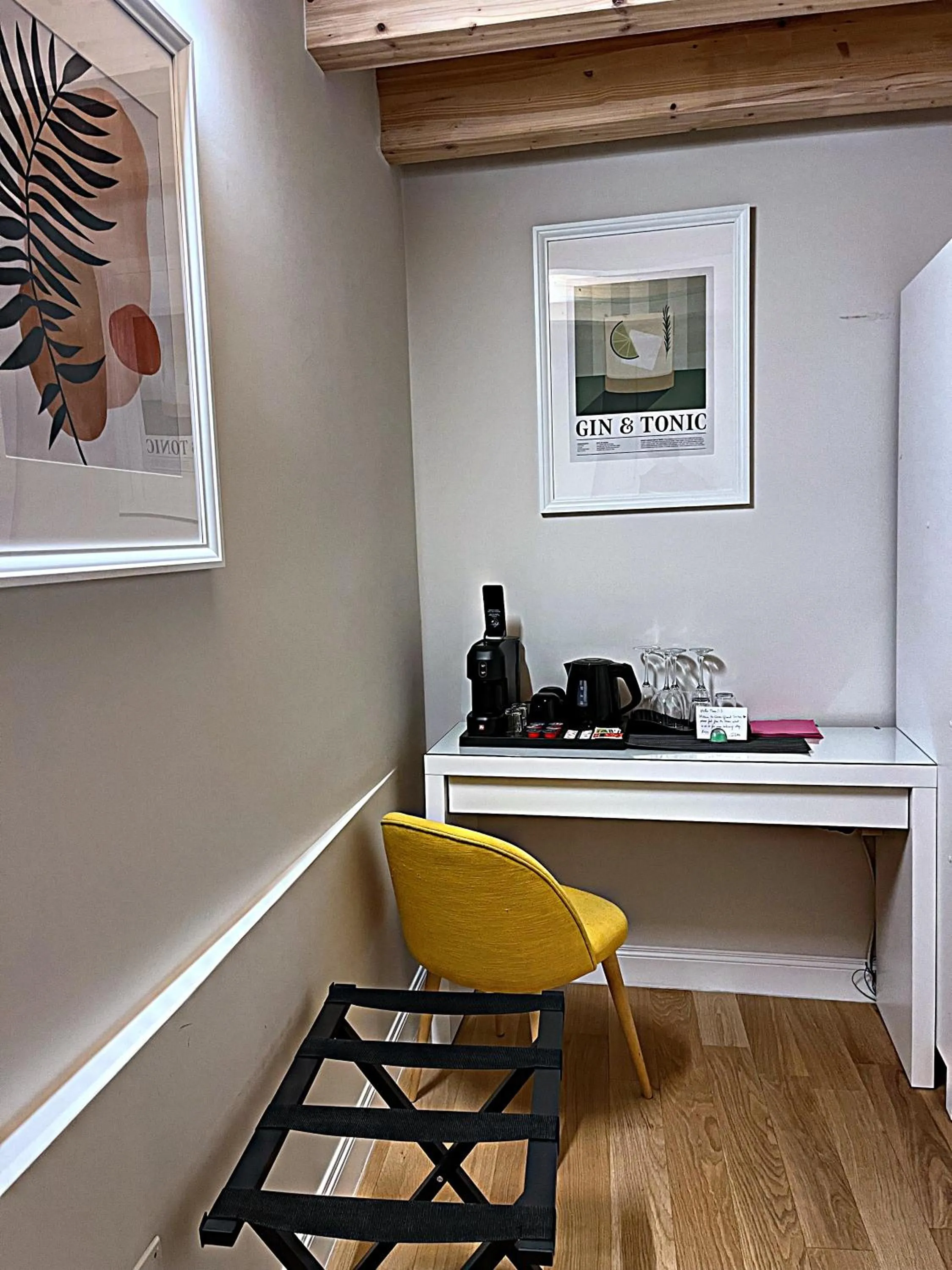 Photo of the whole room in Corso Grand suites