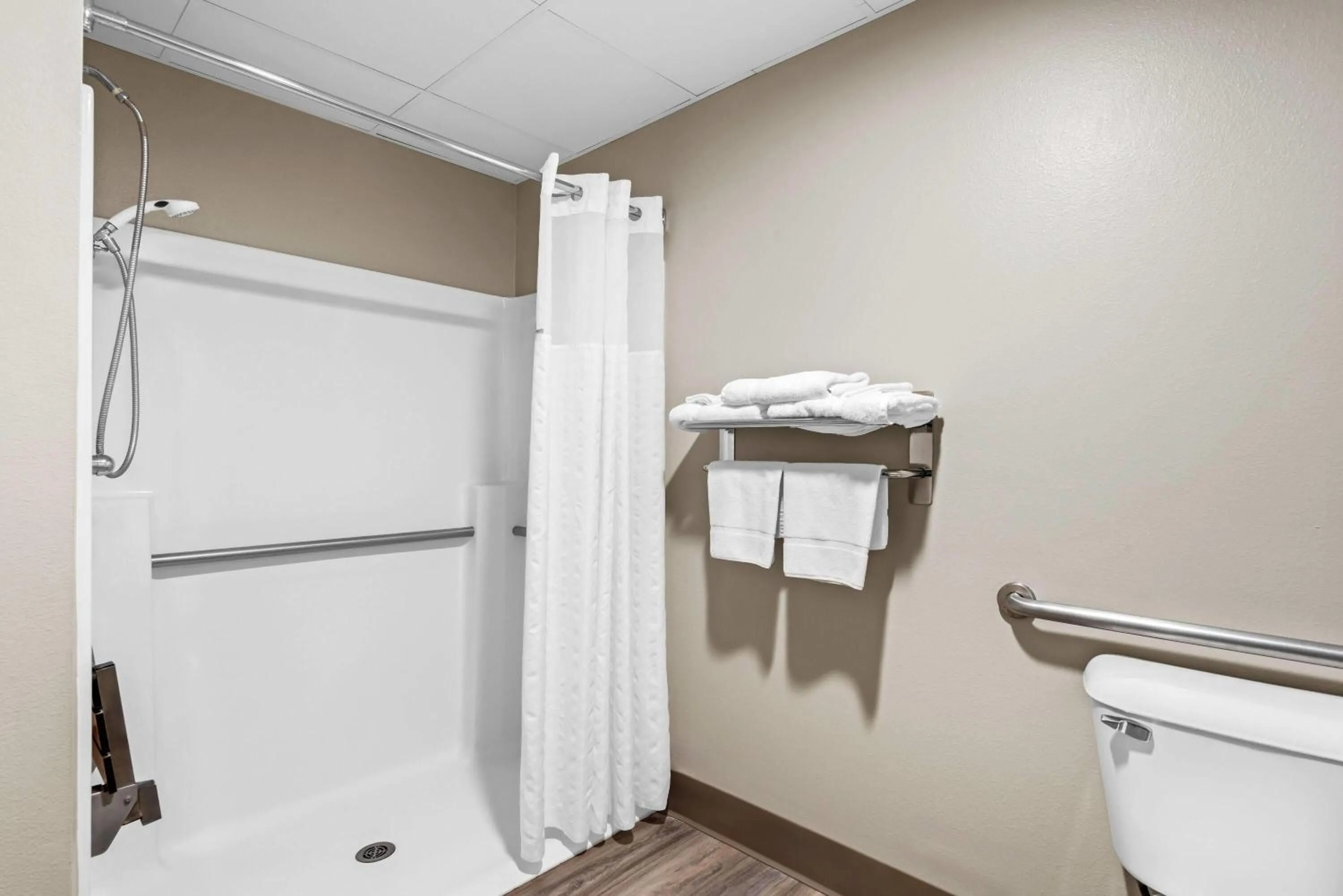 Shower in Days Inn by Wyndham Carroll