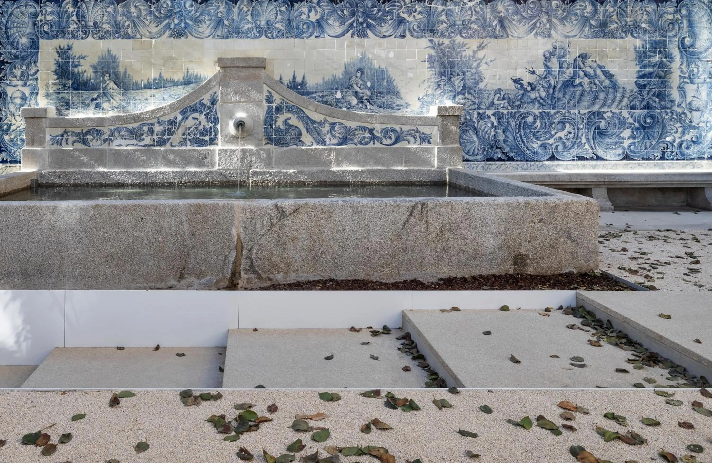 Property building in One Shot Palácio Cedofeita