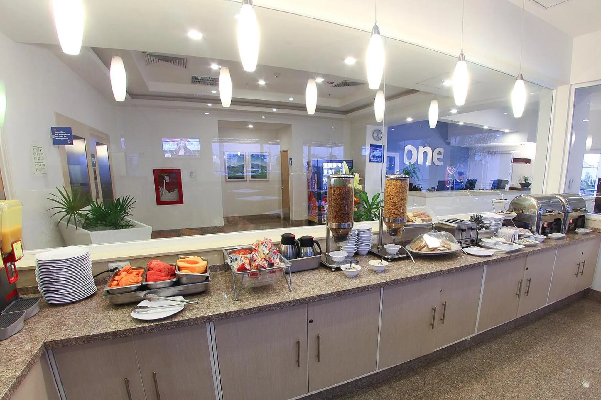 Restaurant/places to eat in One Guadalajara Periferico Norte