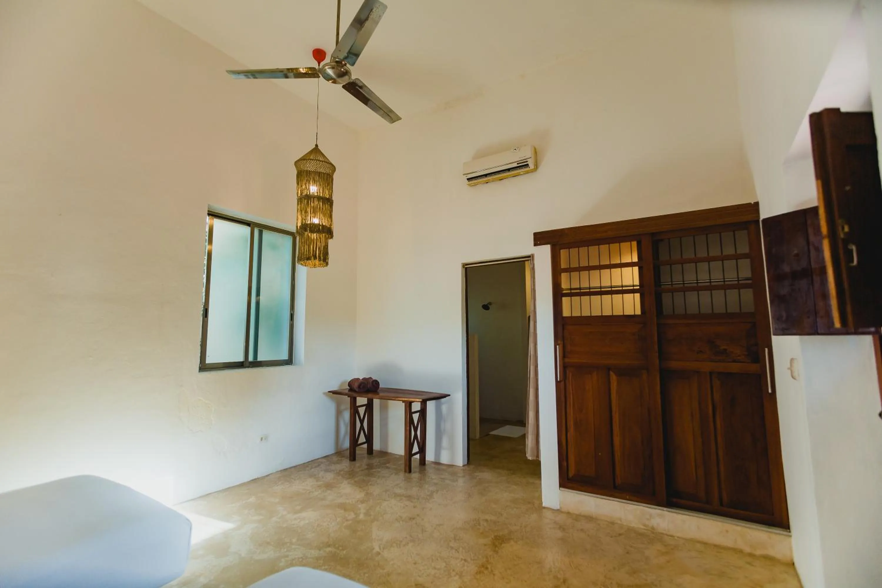 Photo of the whole room in Hacienda Sacnicte
