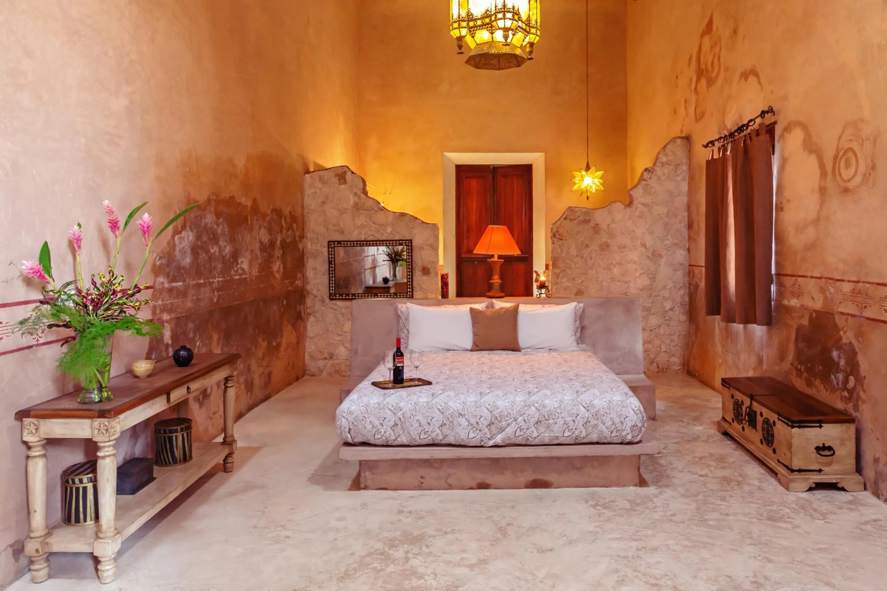 Photo of the whole room, Bed in Hacienda Sacnicte