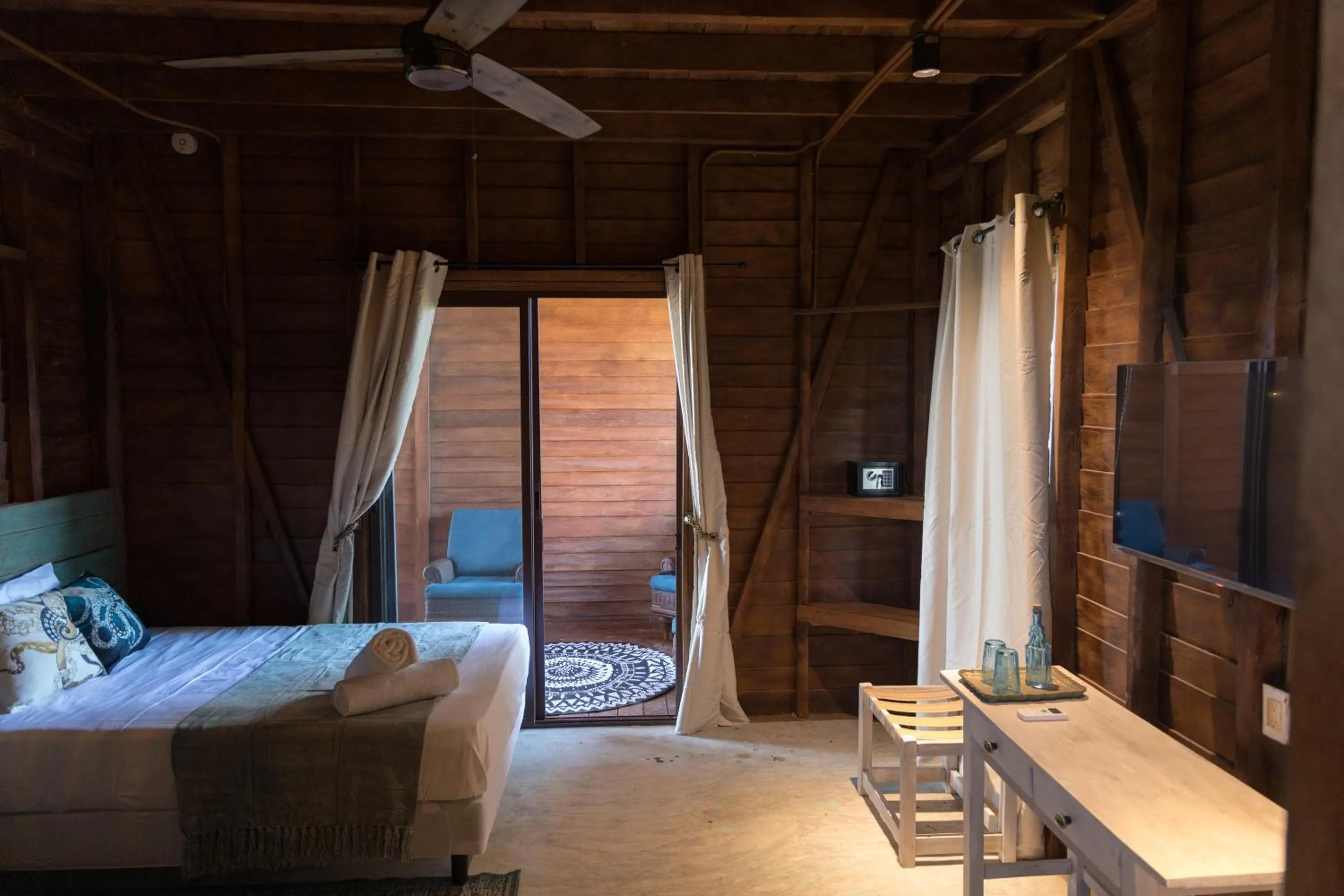 Bed in Krak-Inn Holbox - Pet Friendly