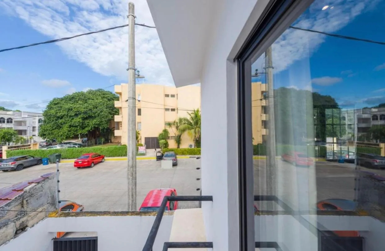 Stay tropical downtown studios